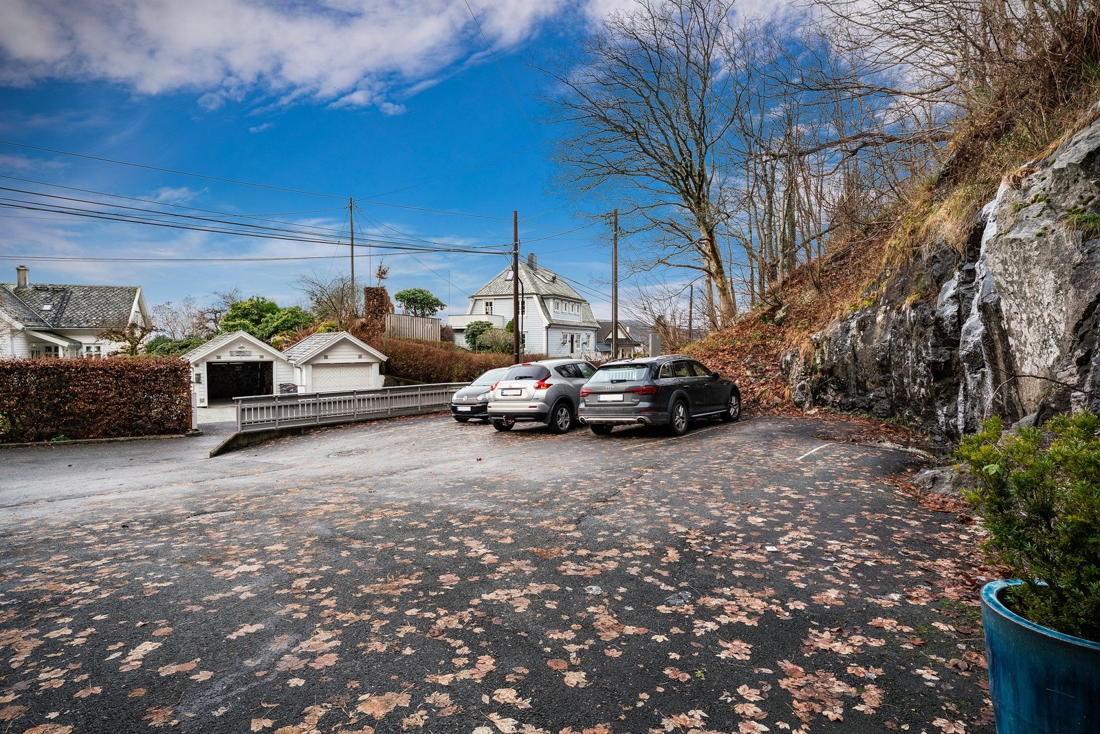 Leiligheten har fast parkeringsplass Galleribilde