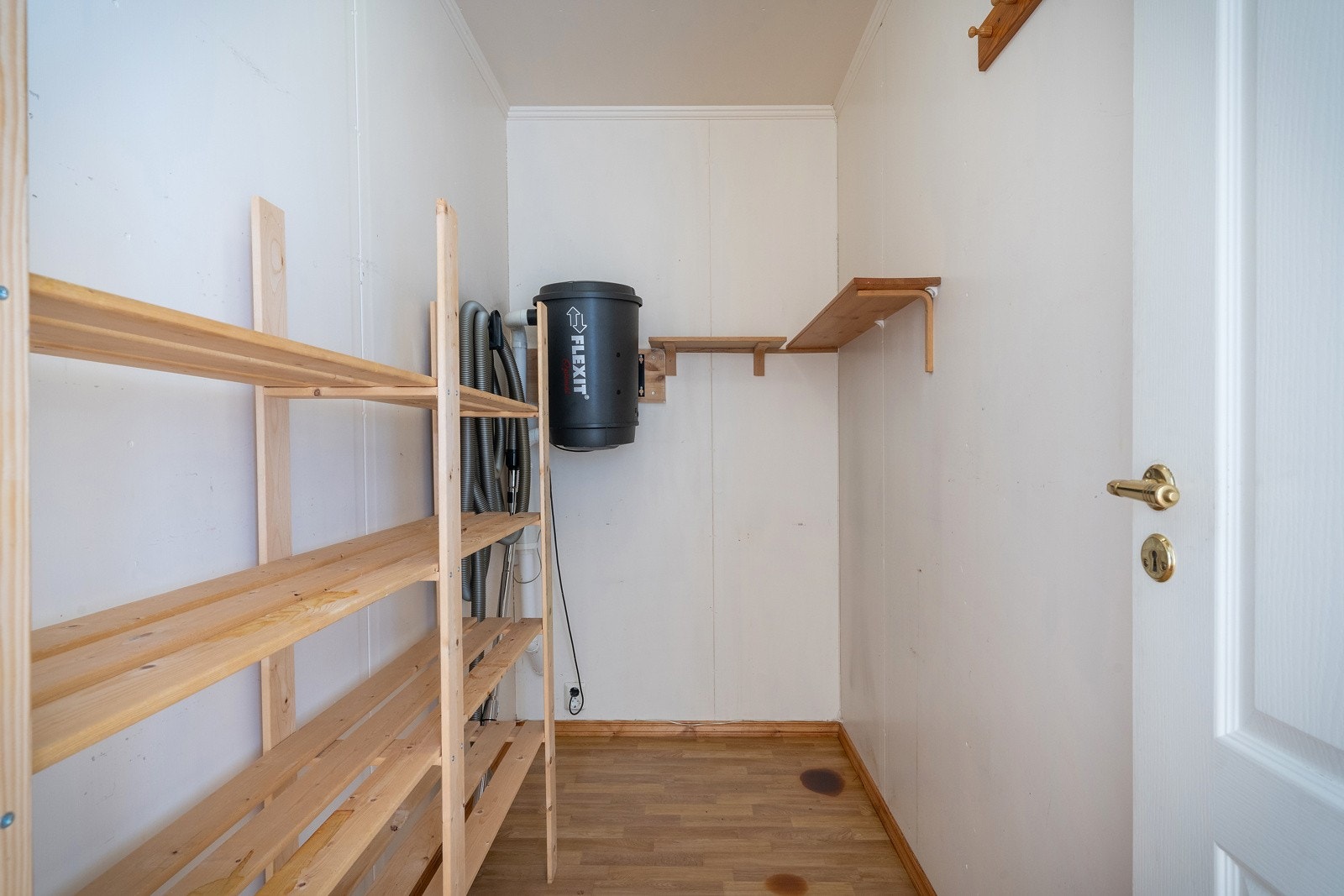 Innvendig bod - i tillegg er det en ekstern utvendig bod Galleribilde