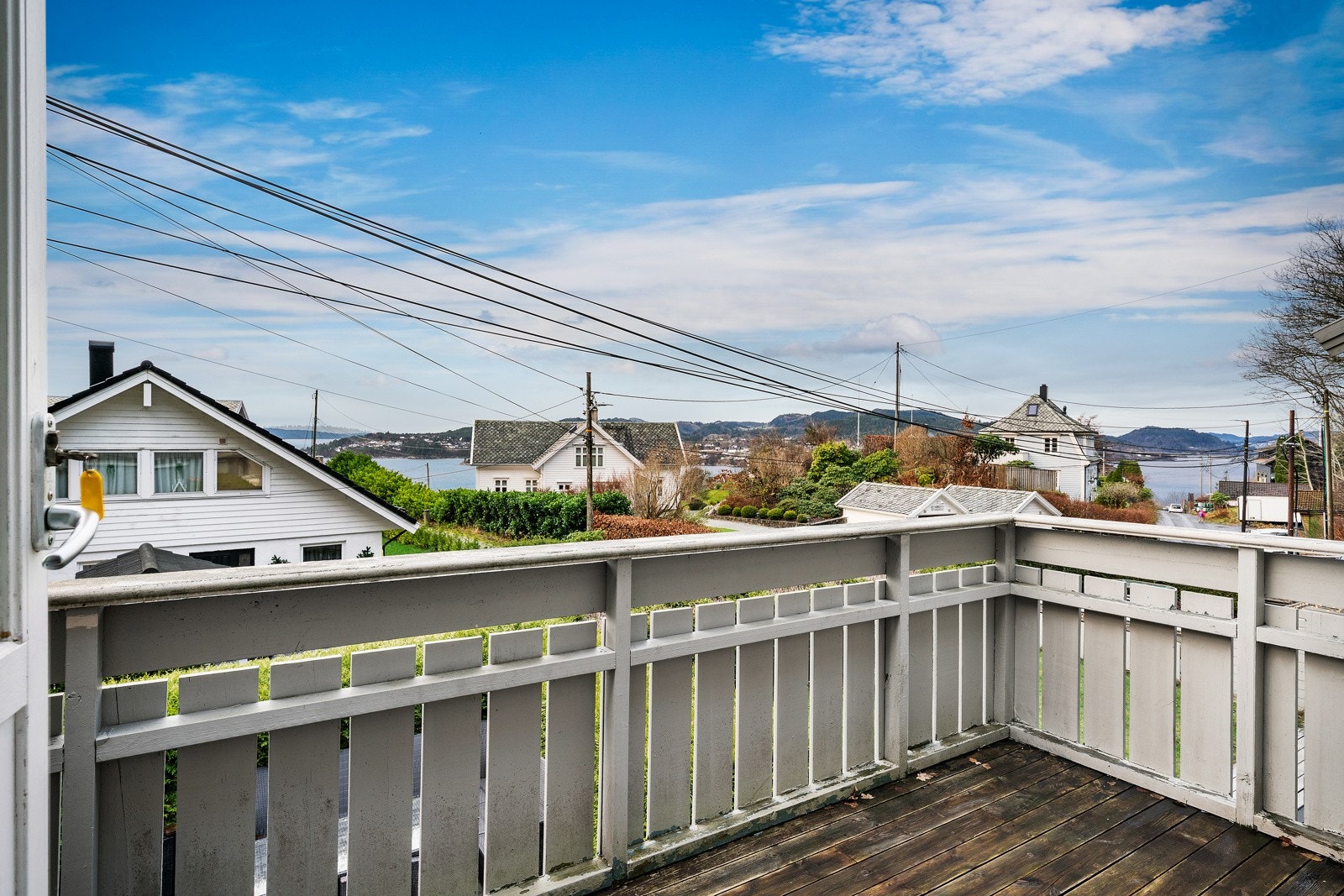 Utsikt mot Frekhaug. Galleribilde