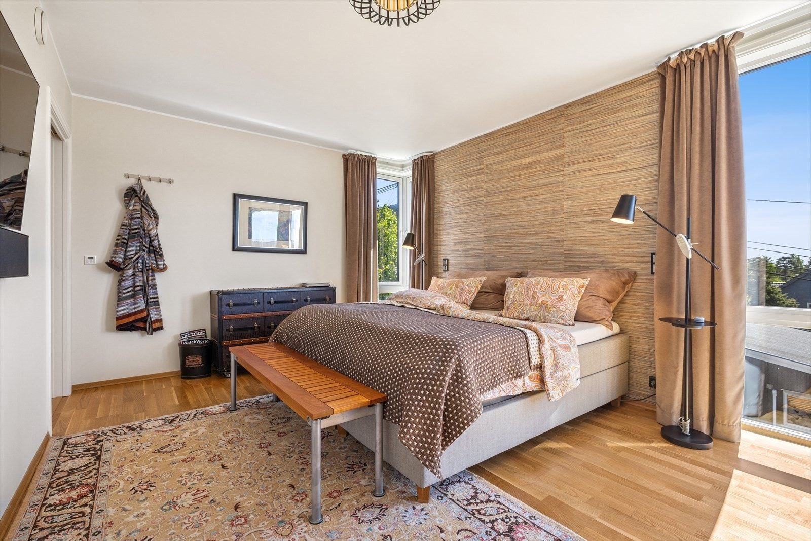 Soverommet har god plass til dobbelseng med tilhørende. Galleribilde