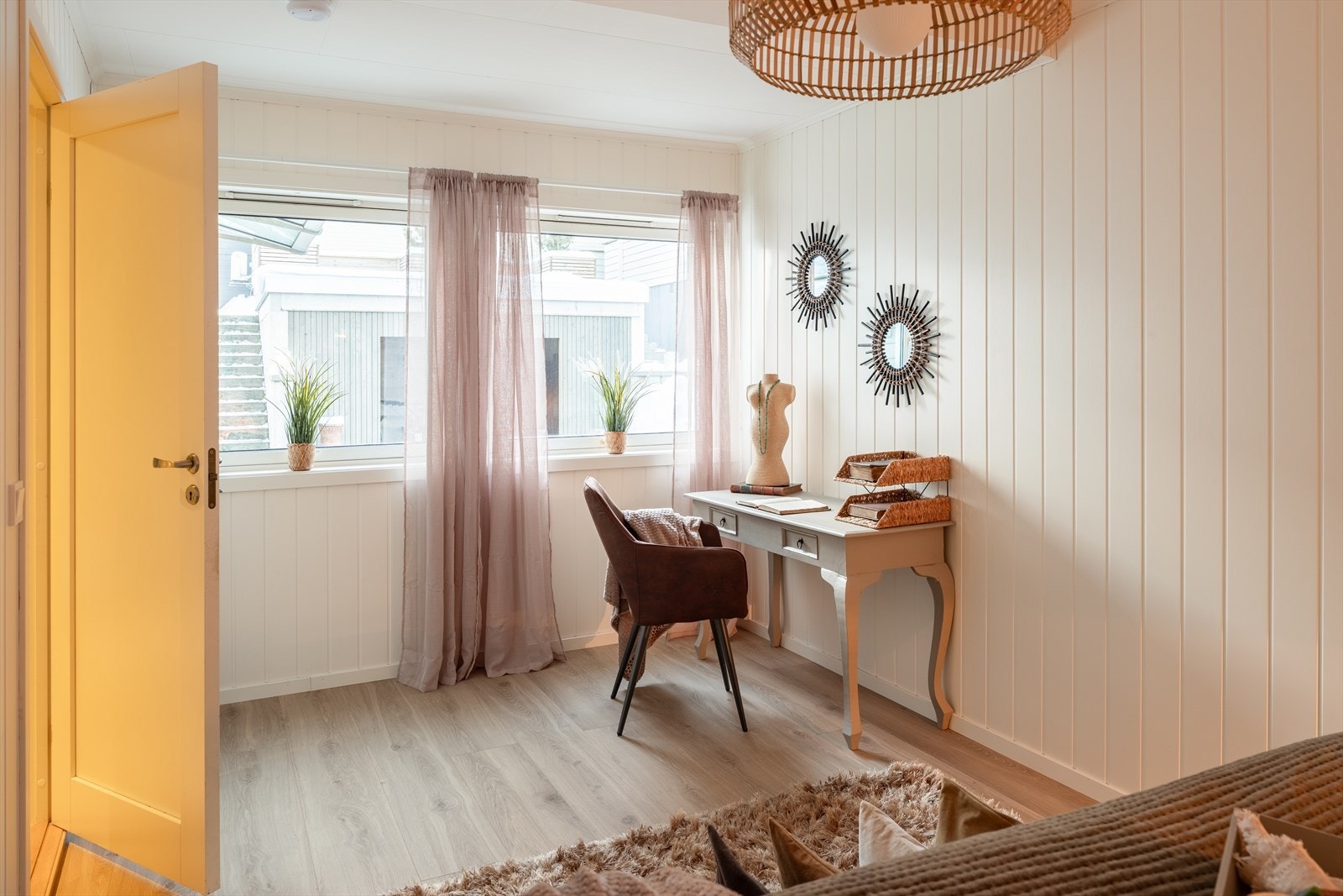 Soverommene er på 9m², 9m², 10,5m² og 14,5m². Galleribilde