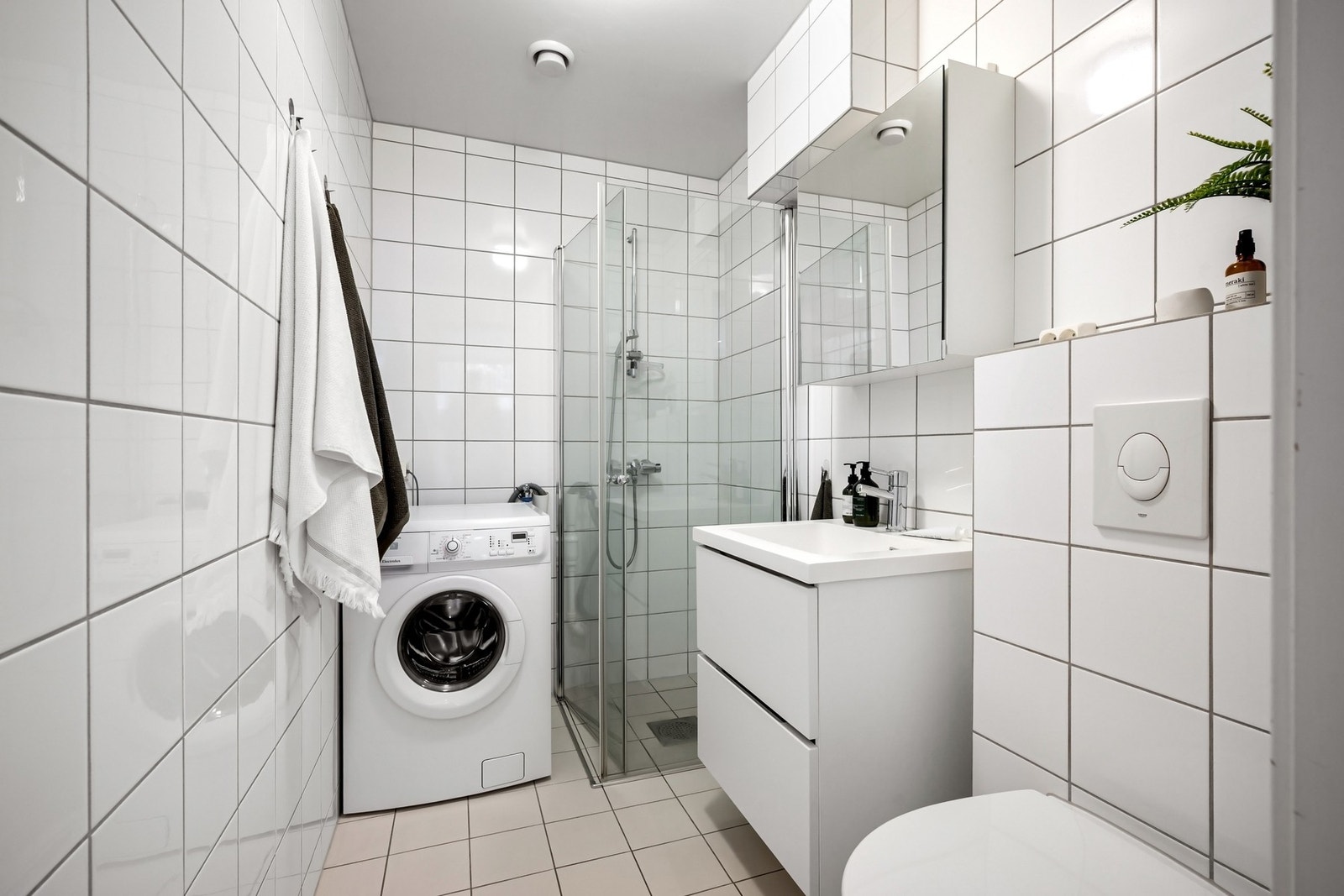 Bad/wc/vaskerom i kjeller. Galleribilde