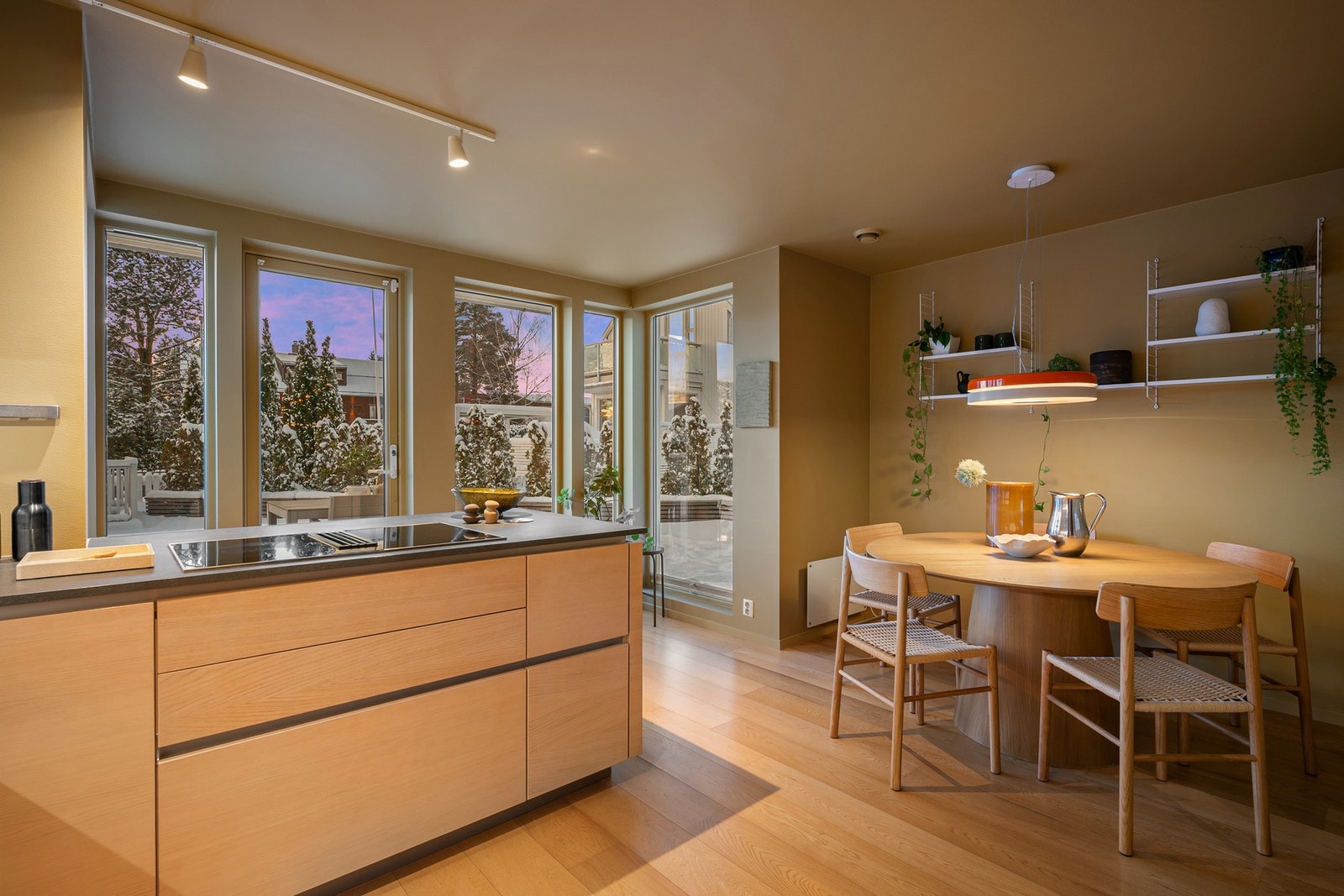 Kveldsstemning. Galleribilde