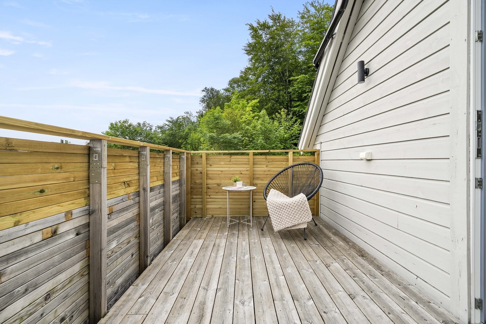 Altan over tilbygg mot aust Galleribilde