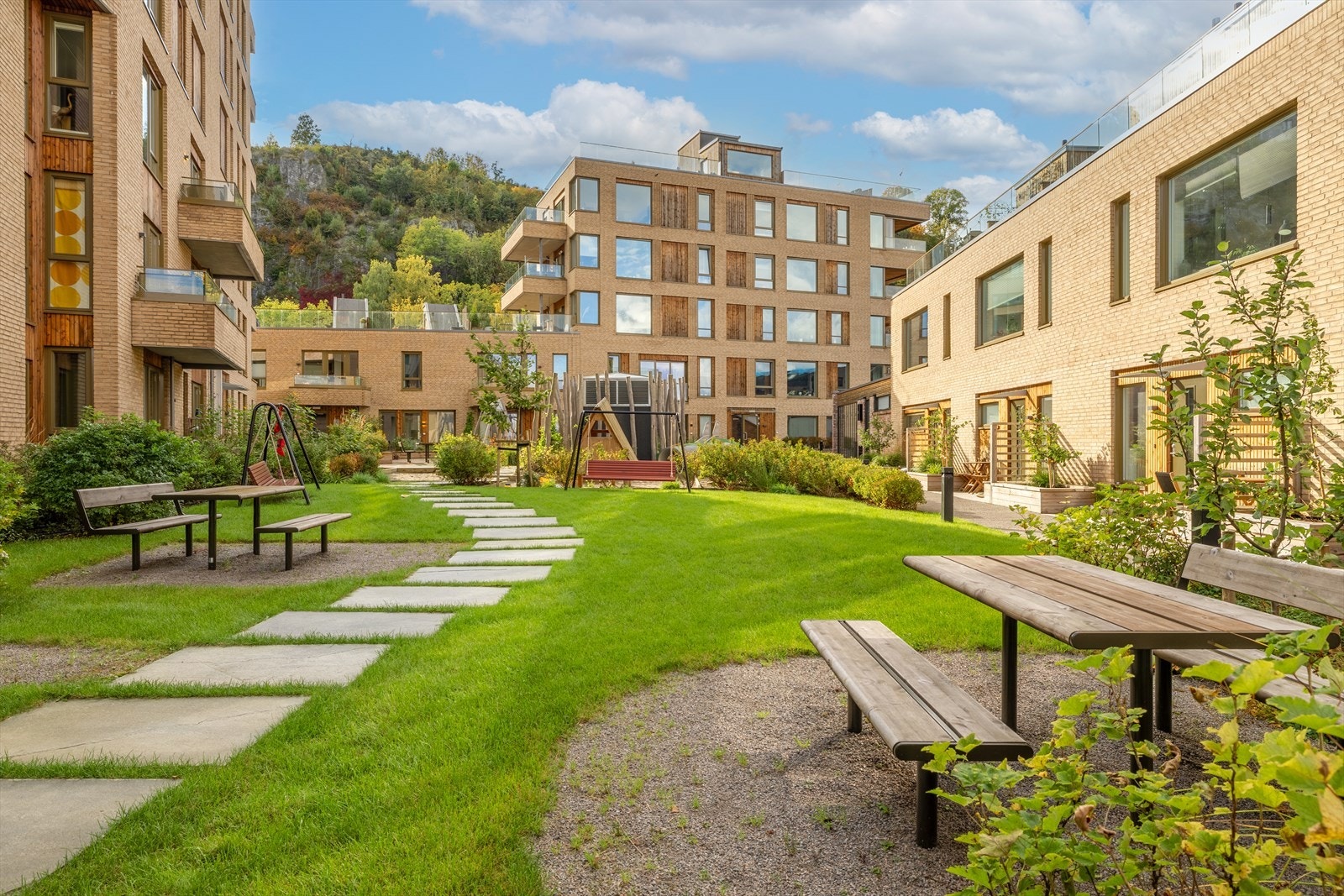 Om sommeren kan fellesområdet minne om en oase med en koselig atmosfære. Galleribilde