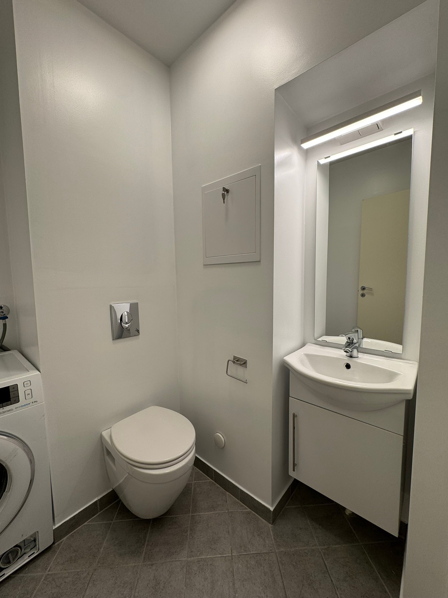 Separat toalett/vaskerom Galleribilde