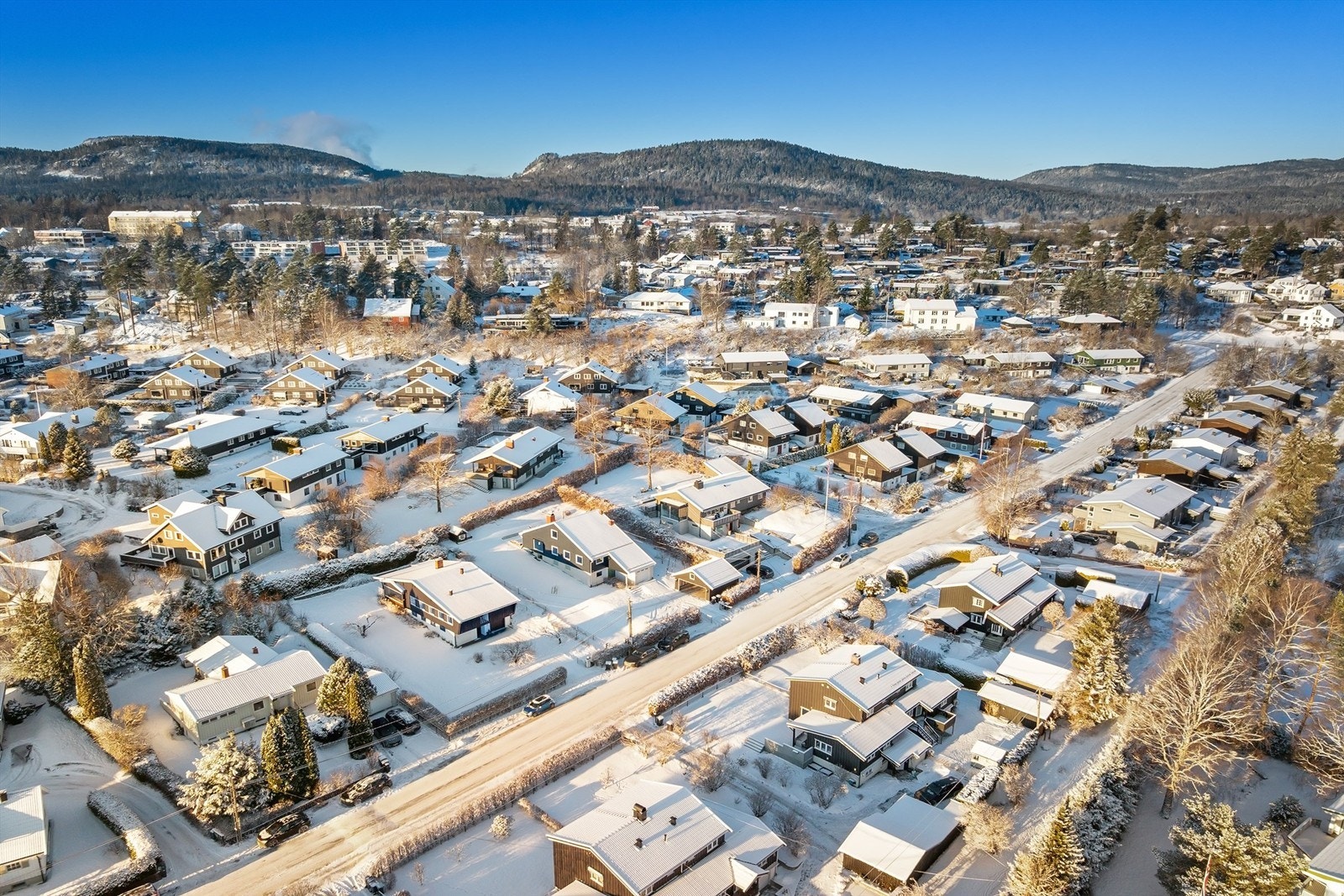 Velkommen til Haukeveien 28 presentert av Mats Lund hos Krogsveen Bærum Galleribilde