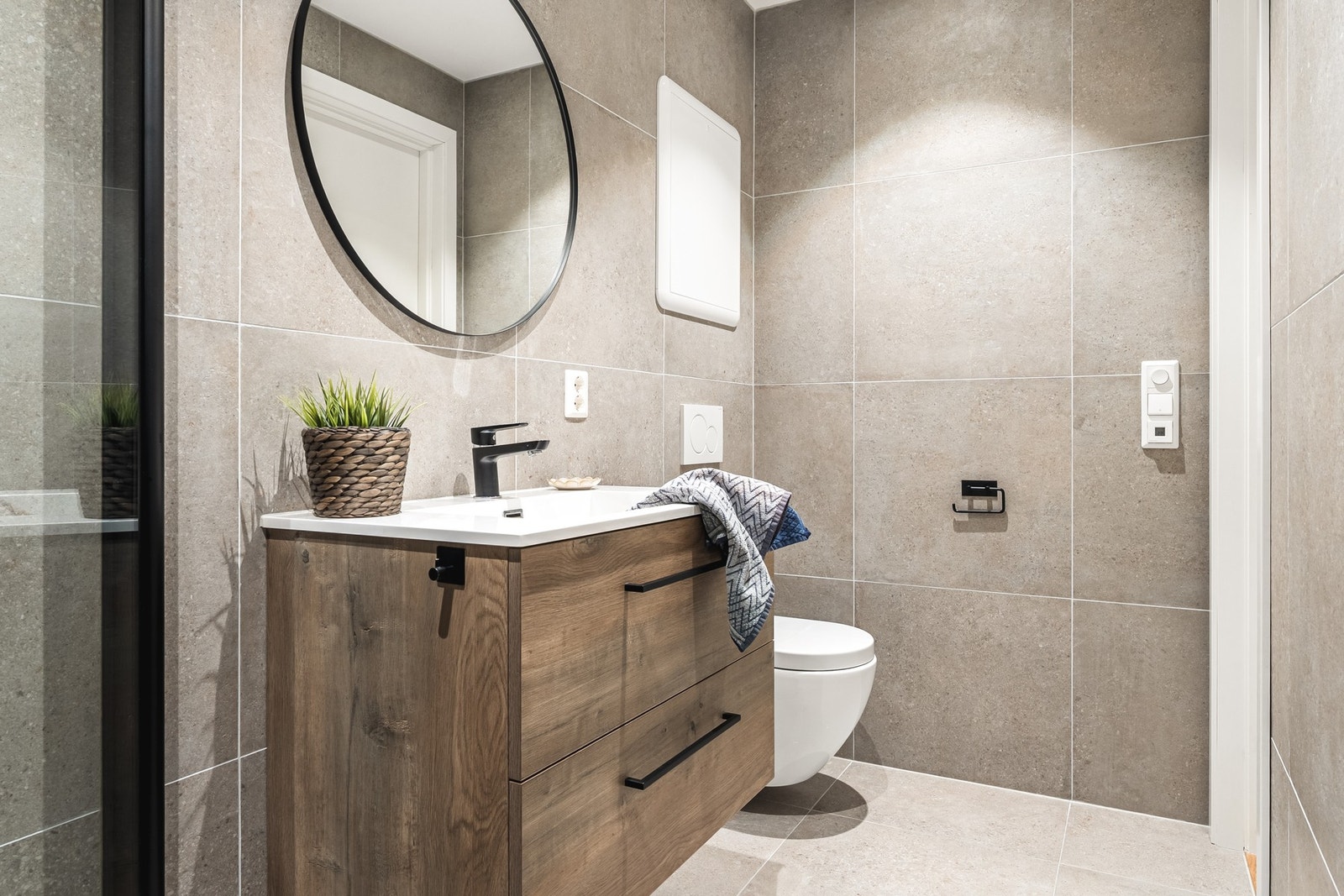 Nyere moderne bad fra 2021. Galleribilde