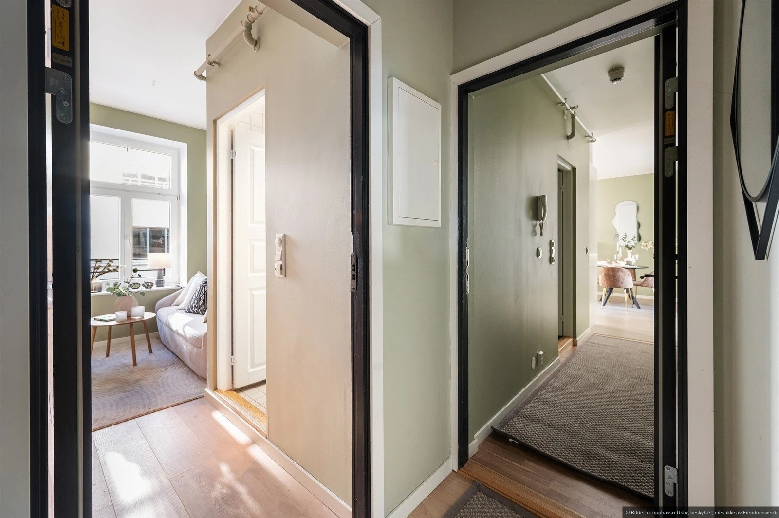 Boligen deler entre med hovedenhet. Galleribilde