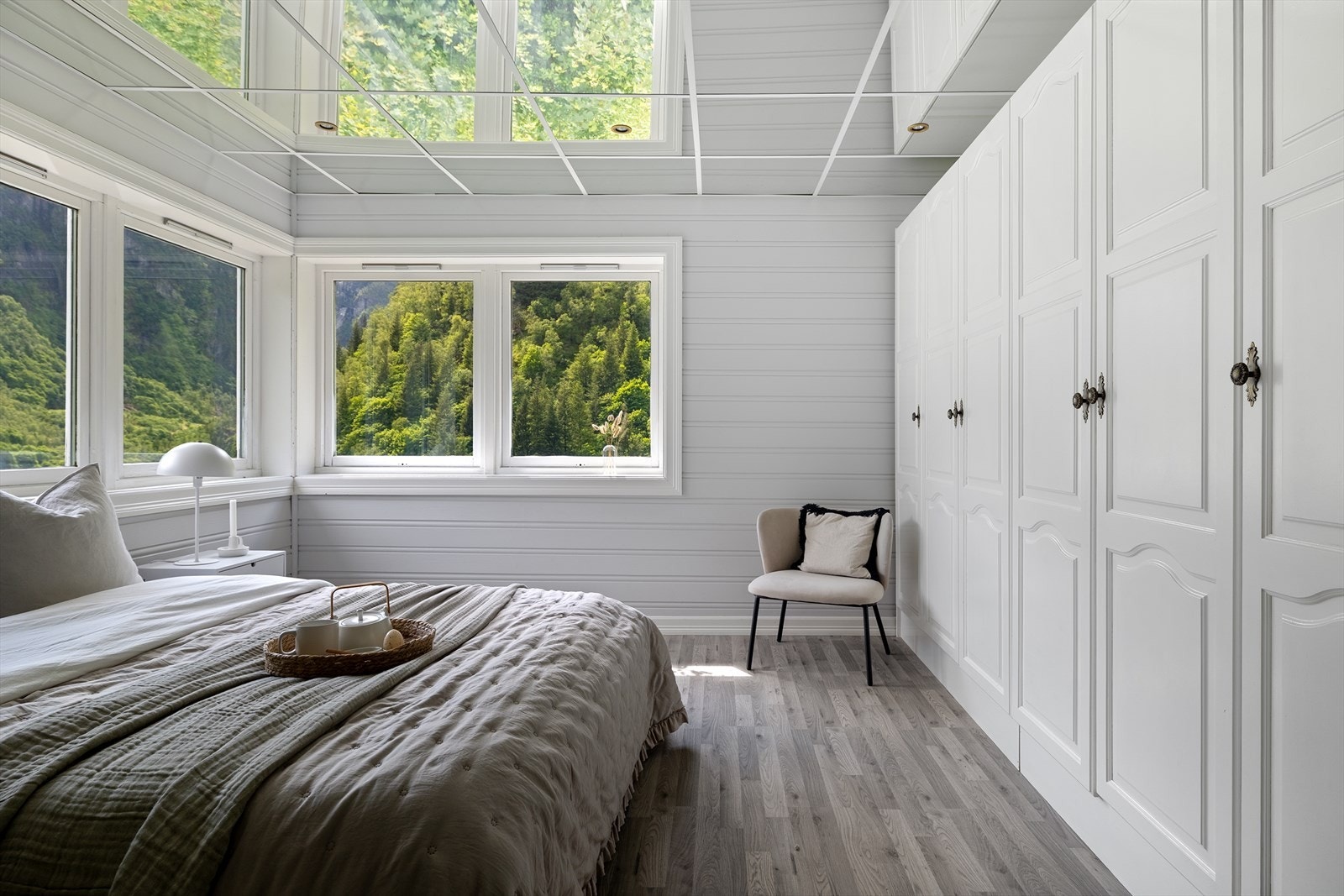 Godt med garderobeplass. Galleribilde