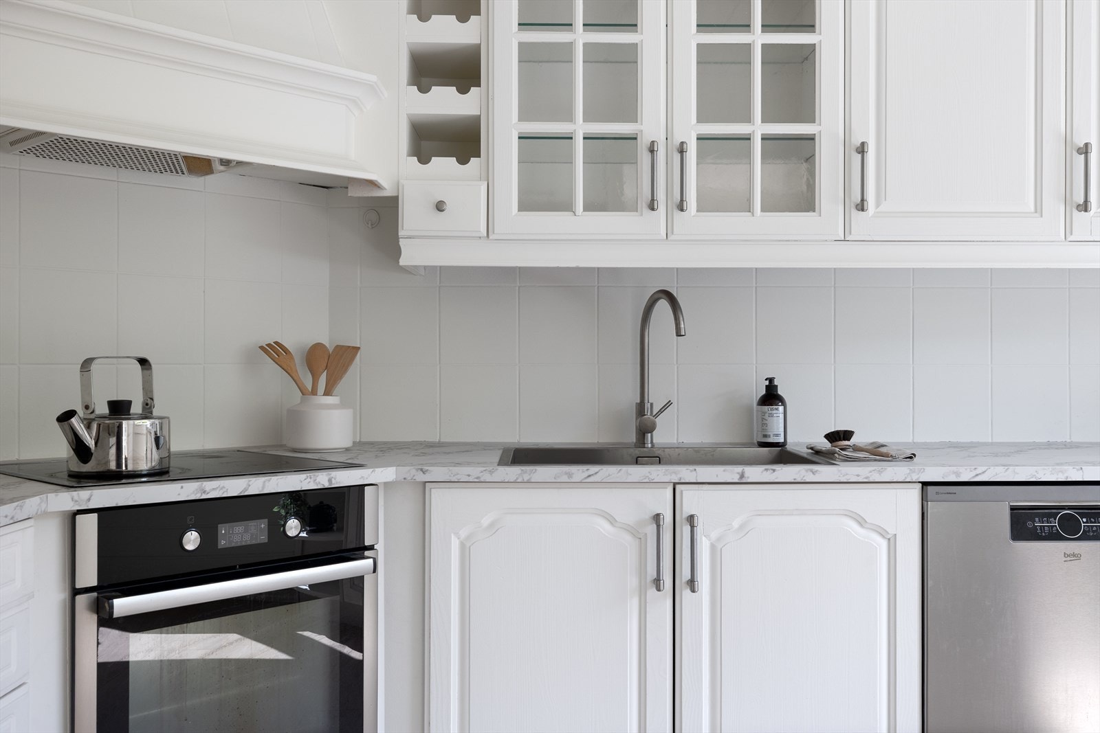 Laminert benkeplate som nylig er skiftet. Galleribilde