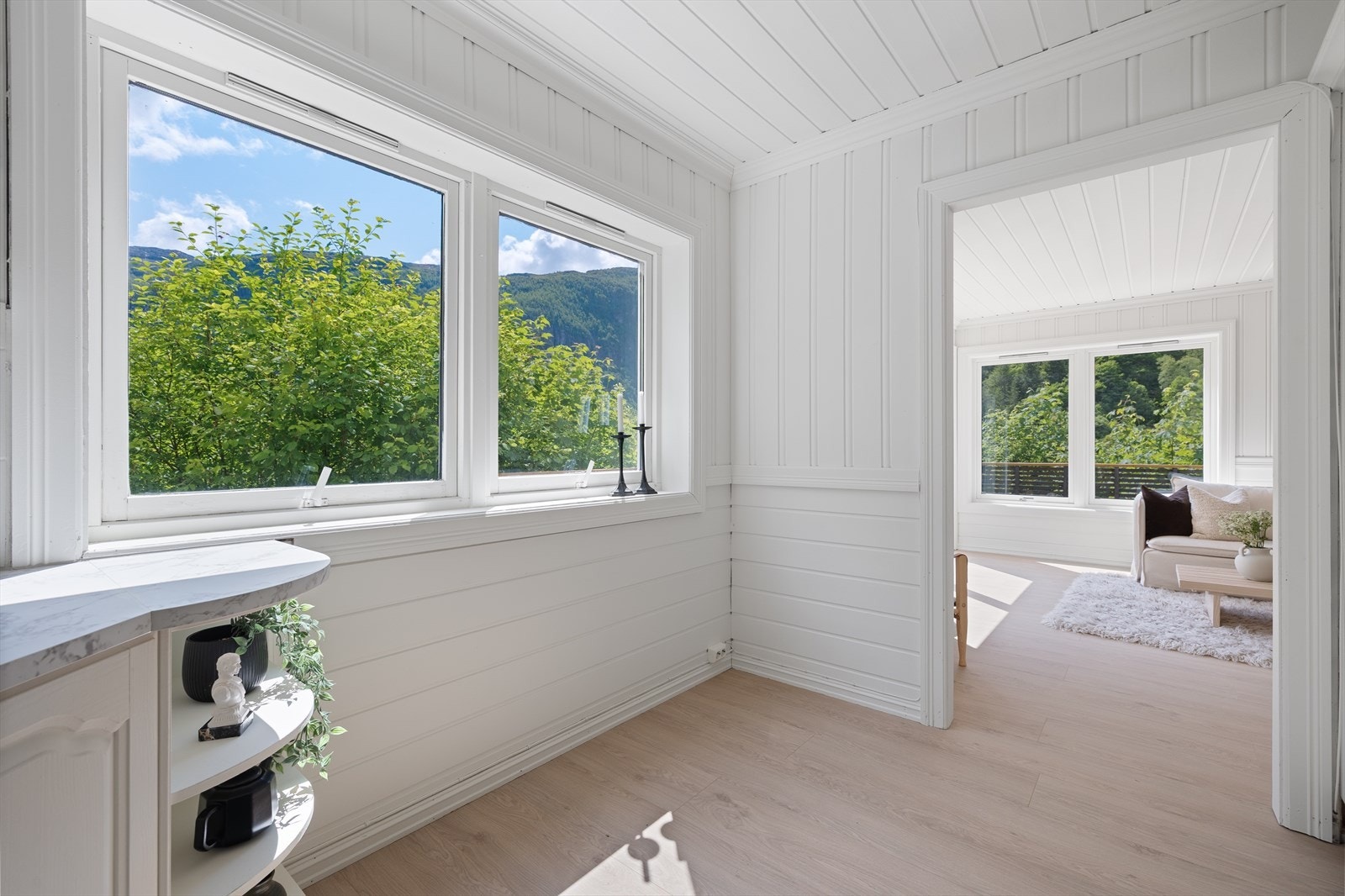 Plass til frokostbord. Galleribilde