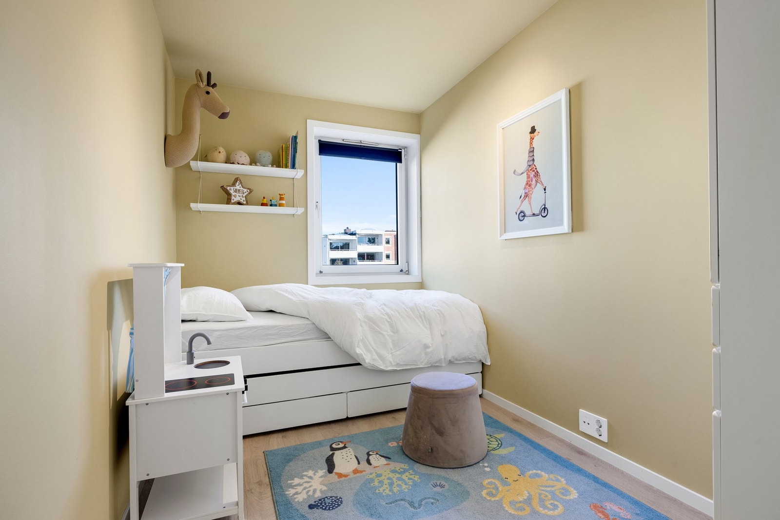 Her er det også montert spesialtilpasset solskjerming fra Kjells markiser. Galleribilde