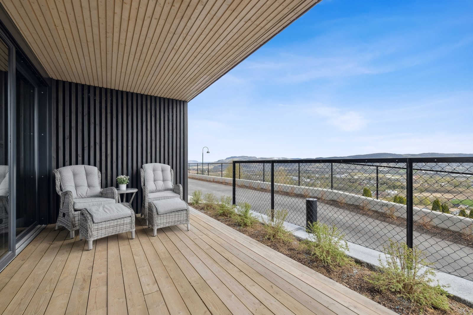 Her kan lange soldager nytes i fred og ro. Galleribilde