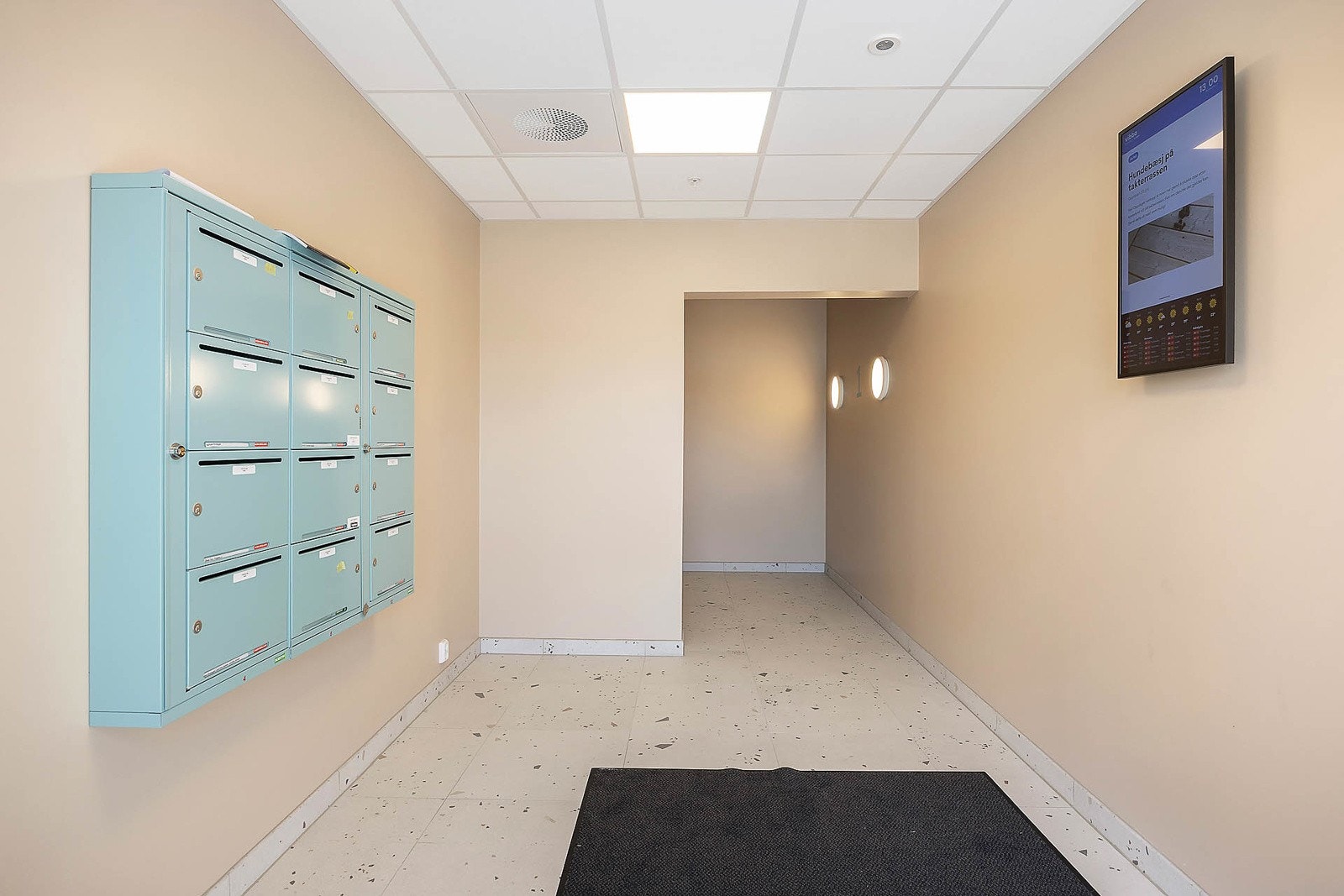 Inngangspartiet har praktisk Unloc. Dette er en digital nøkkel som flytter nøkkelknippet ditt til mobilen. Galleribilde