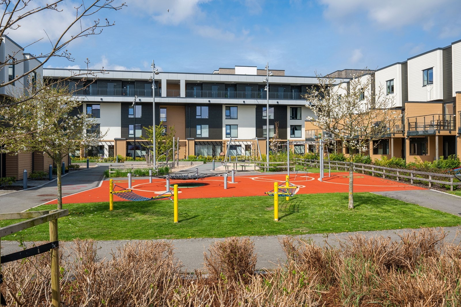 Utenfor leiligheten er det flotte fellesområder. Galleribilde