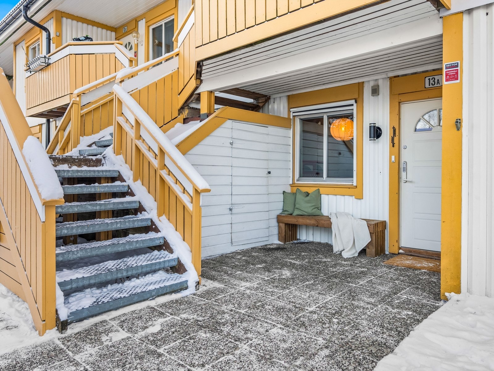 Herfra er det tilgang til en praktisk ekstern bod. Galleribilde