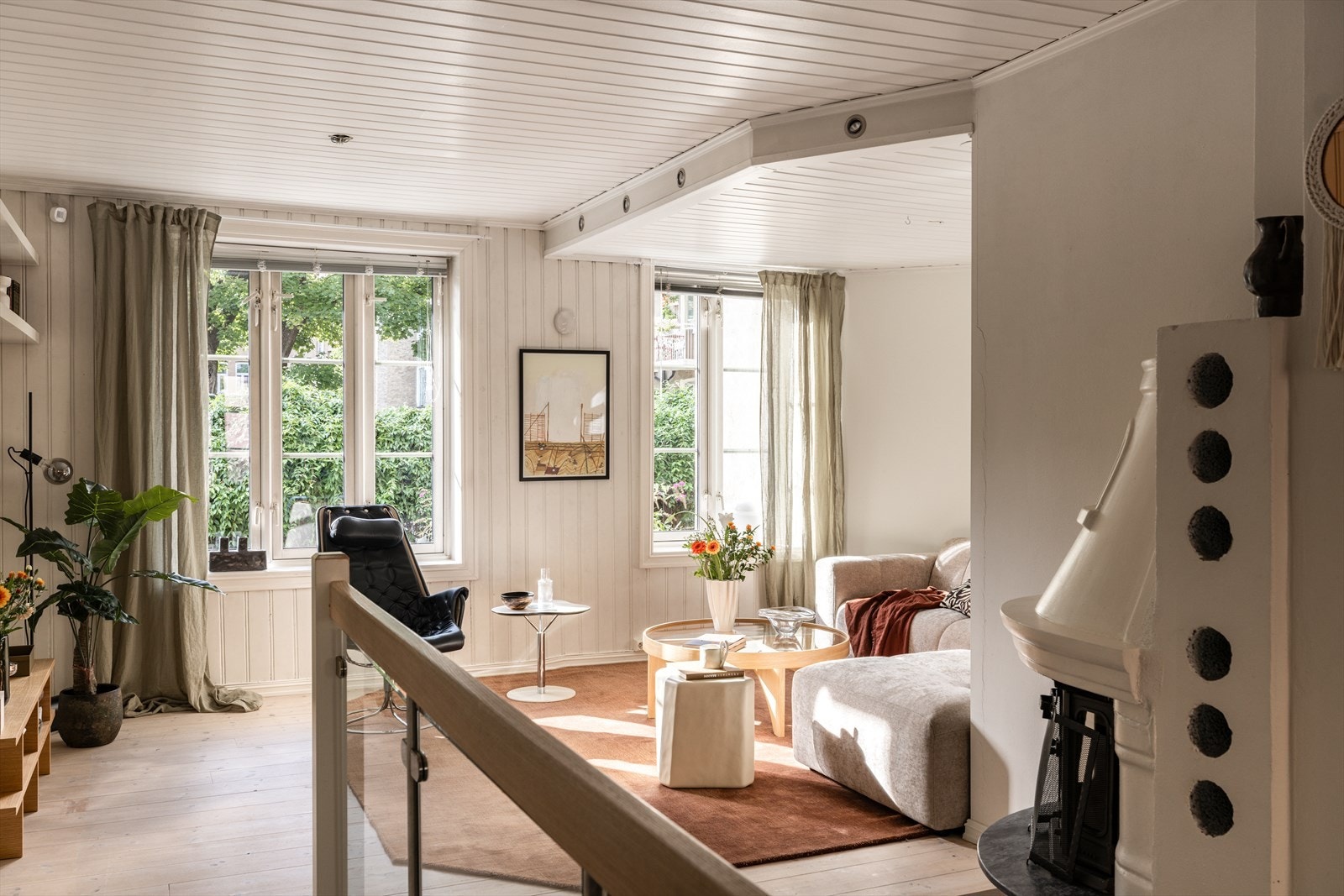 Boligens 1.etasje har behov for modernisering/ oppussing. Galleribilde