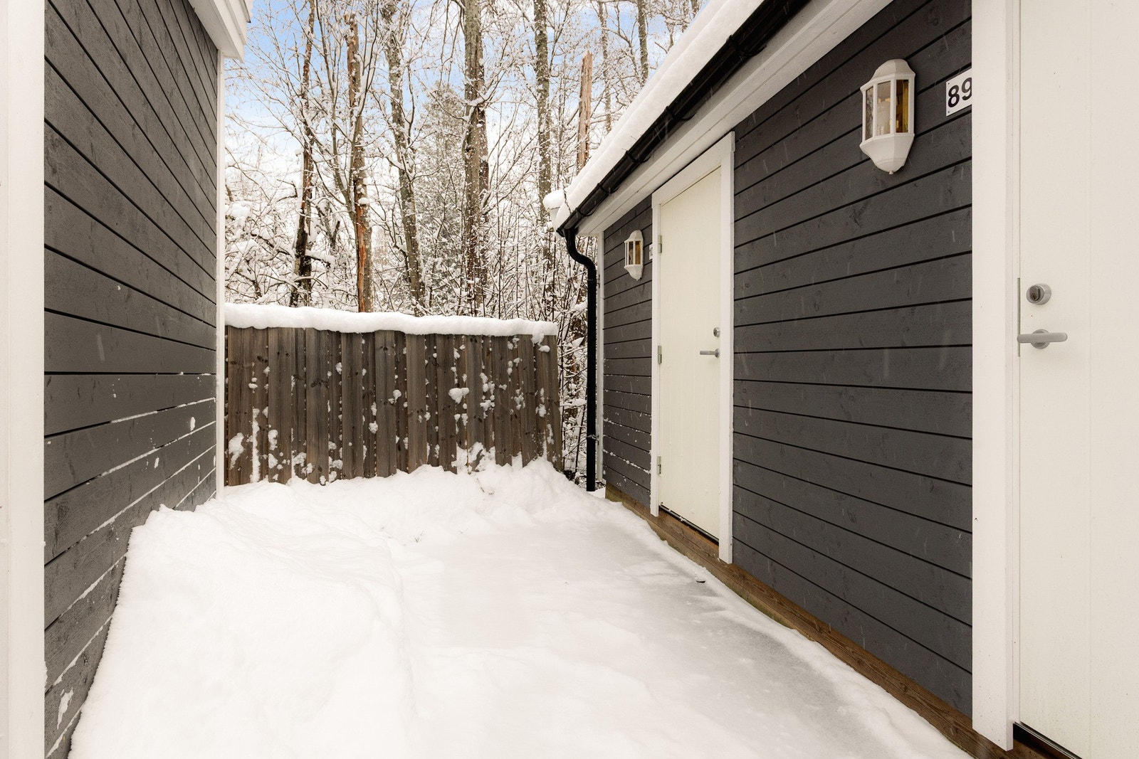 God lagringsplass i innvendig bod eller i isolert utvendig bod. Galleribilde