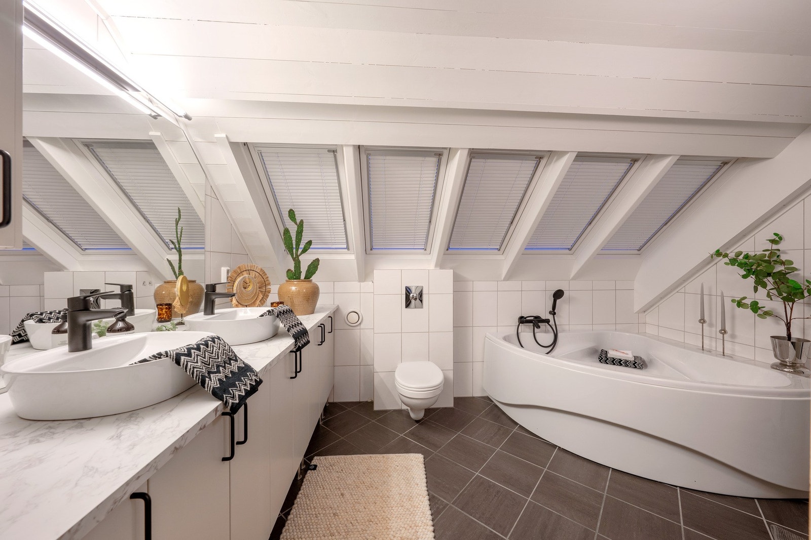 Bad 2.etg. Galleribilde