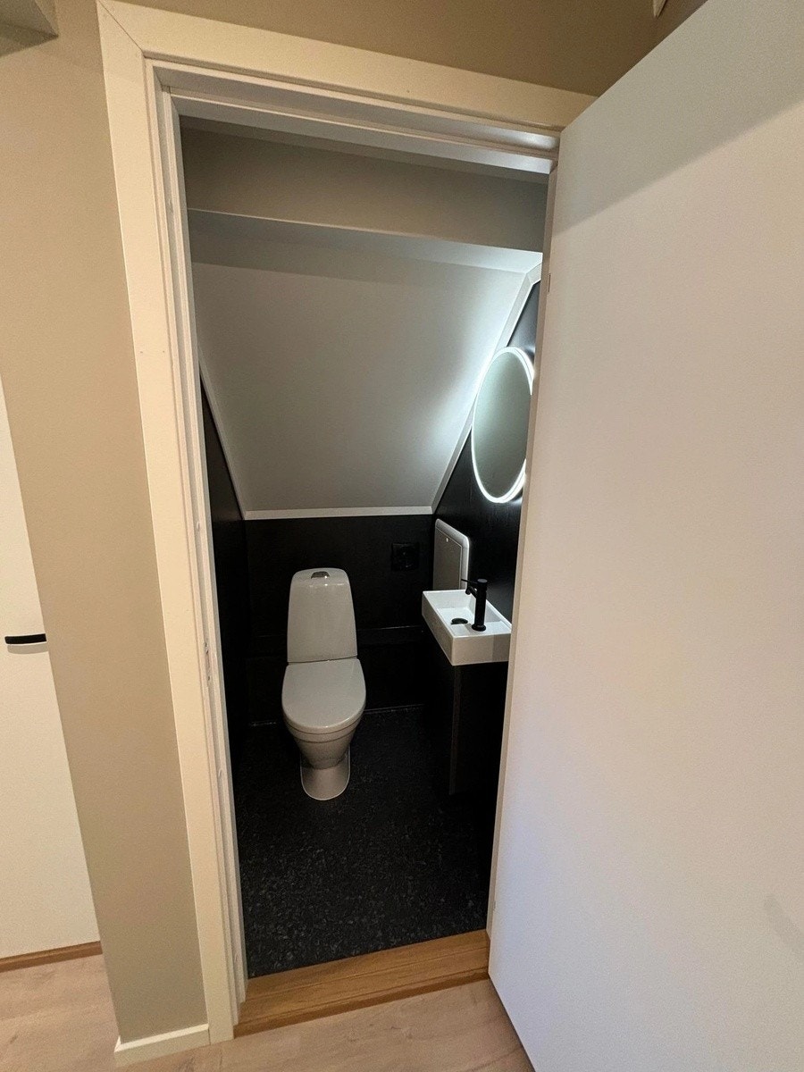 Toalett 2.etg Galleribilde