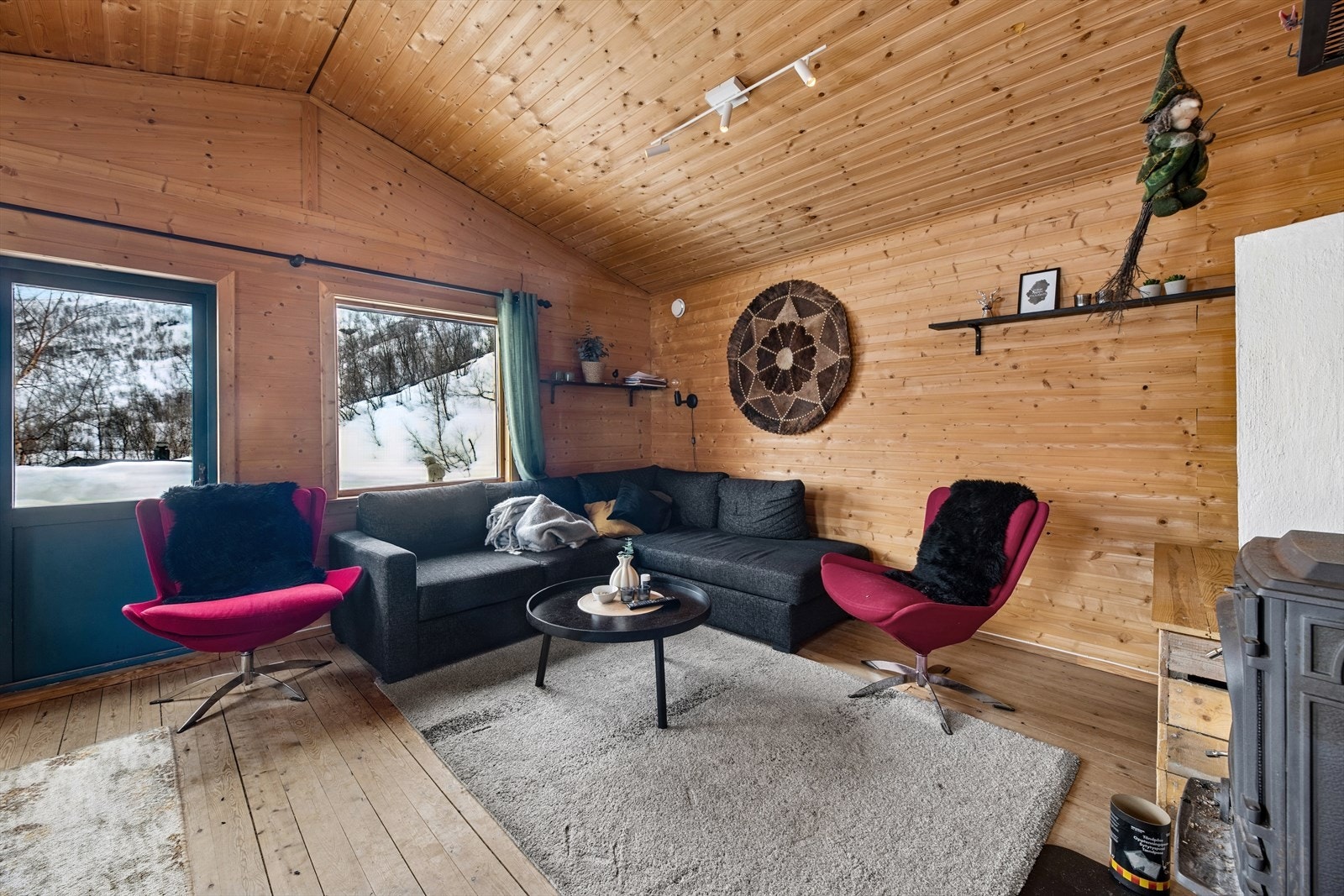 Stue med utgang til terrasse. Galleribilde