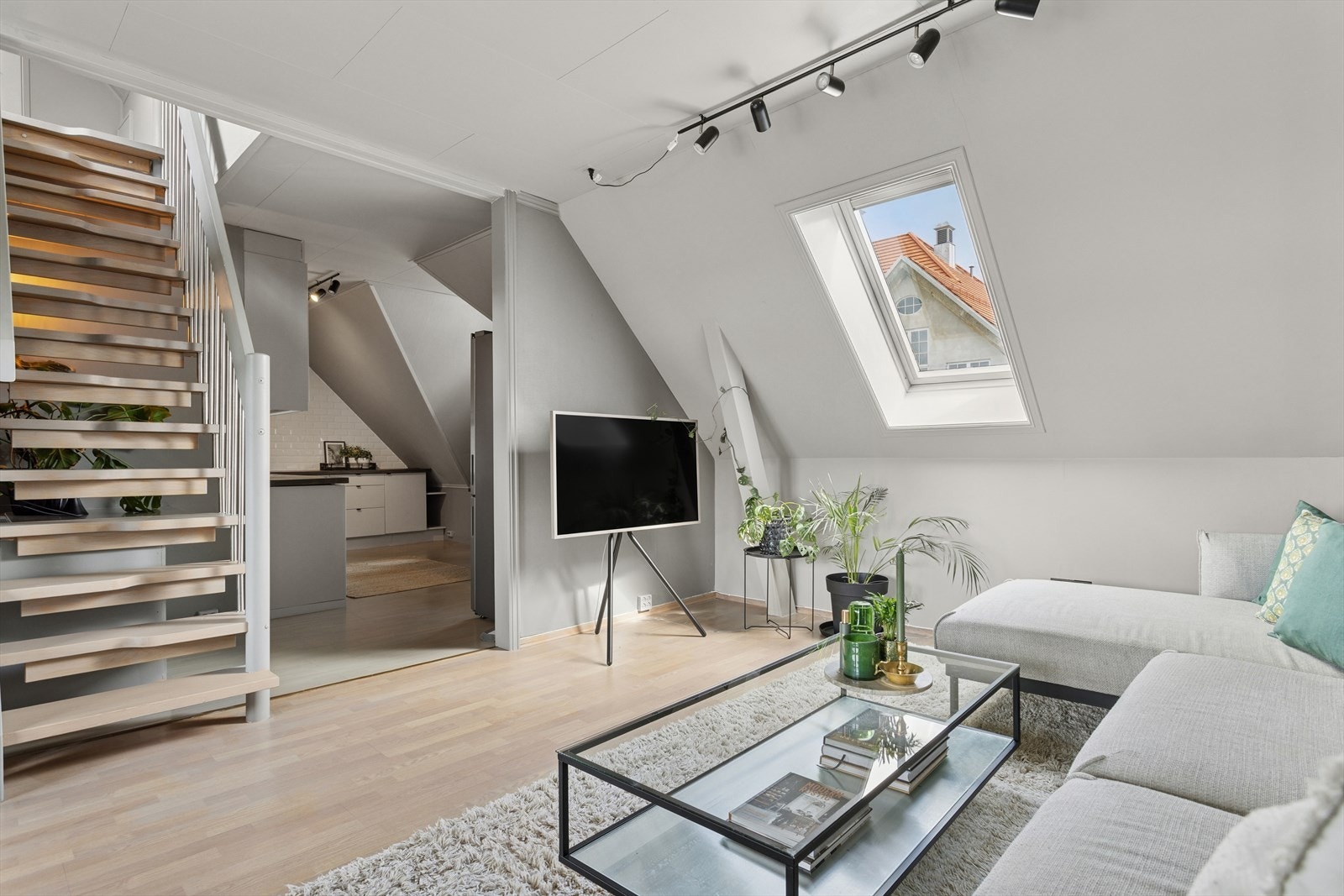 Leiligheten har en utforming og planløsning som gjør at den skiller seg ut fra mengden (i positiv forstand). Galleribilde