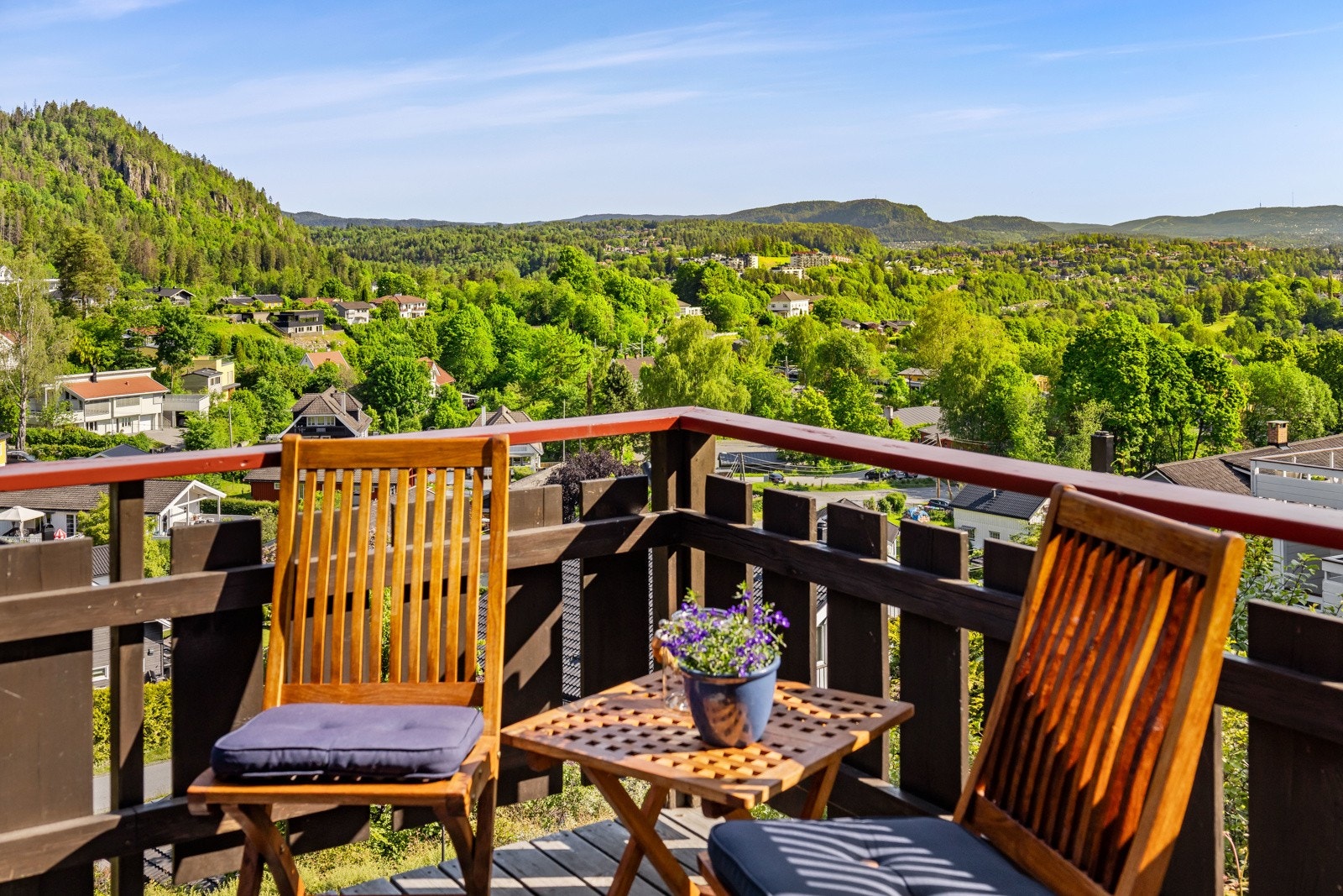 Panoramautsikt fra boligen og terrasser Galleribilde