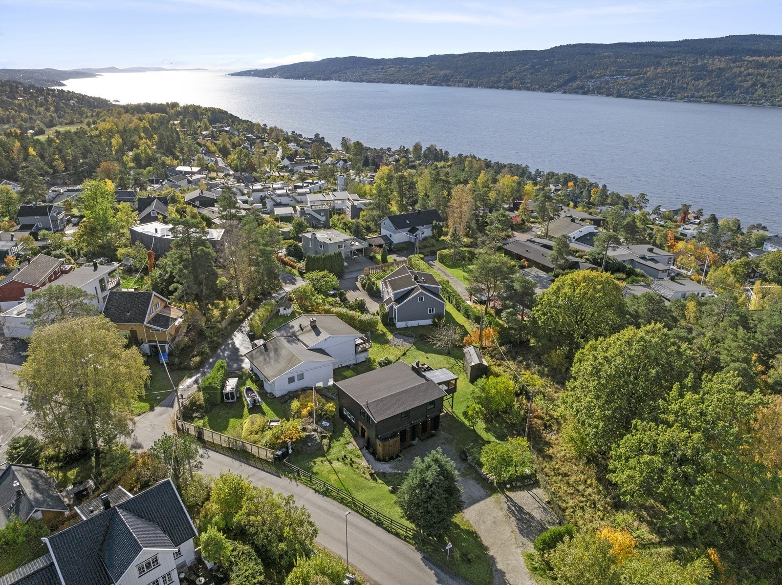 Attraktiv beliggenhet i Drøbak, kun 5 minutter unna sentrum, Badeparken, strender og båthavn. Galleribilde