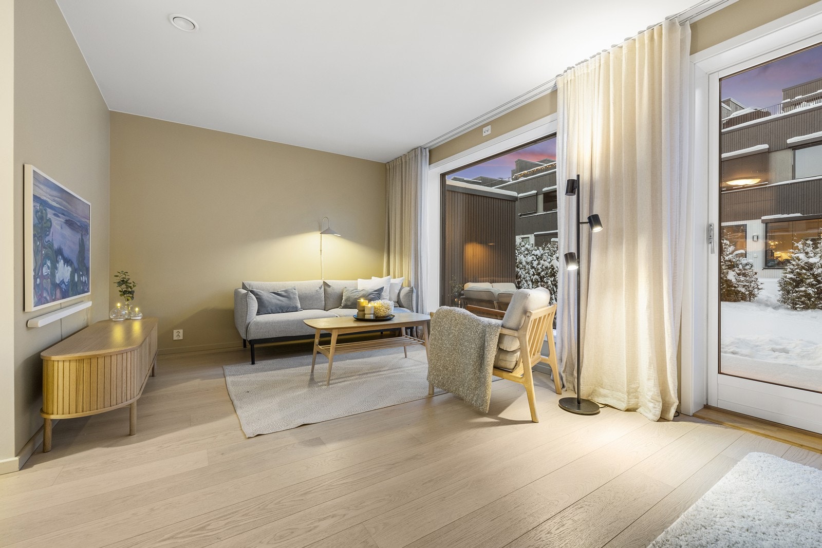 Boligen er presentert av Frode Bjørnevik i EiendomsMegler 1. Galleribilde