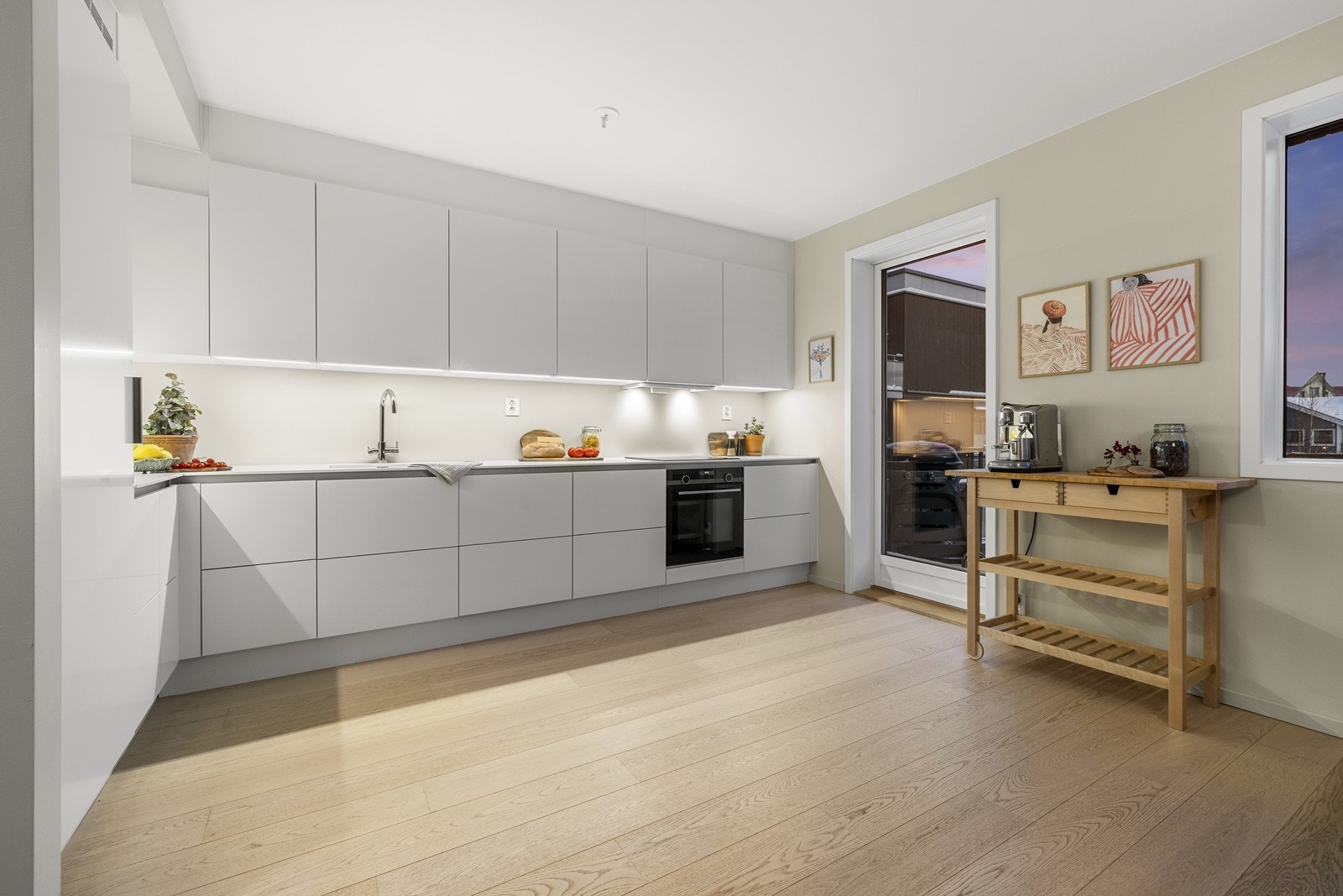 Kveldsstemning. Galleribilde