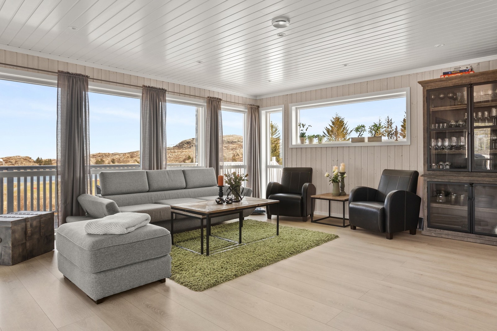 Boligen er meget innholdsrik med gjennomgående god standard! Galleribilde