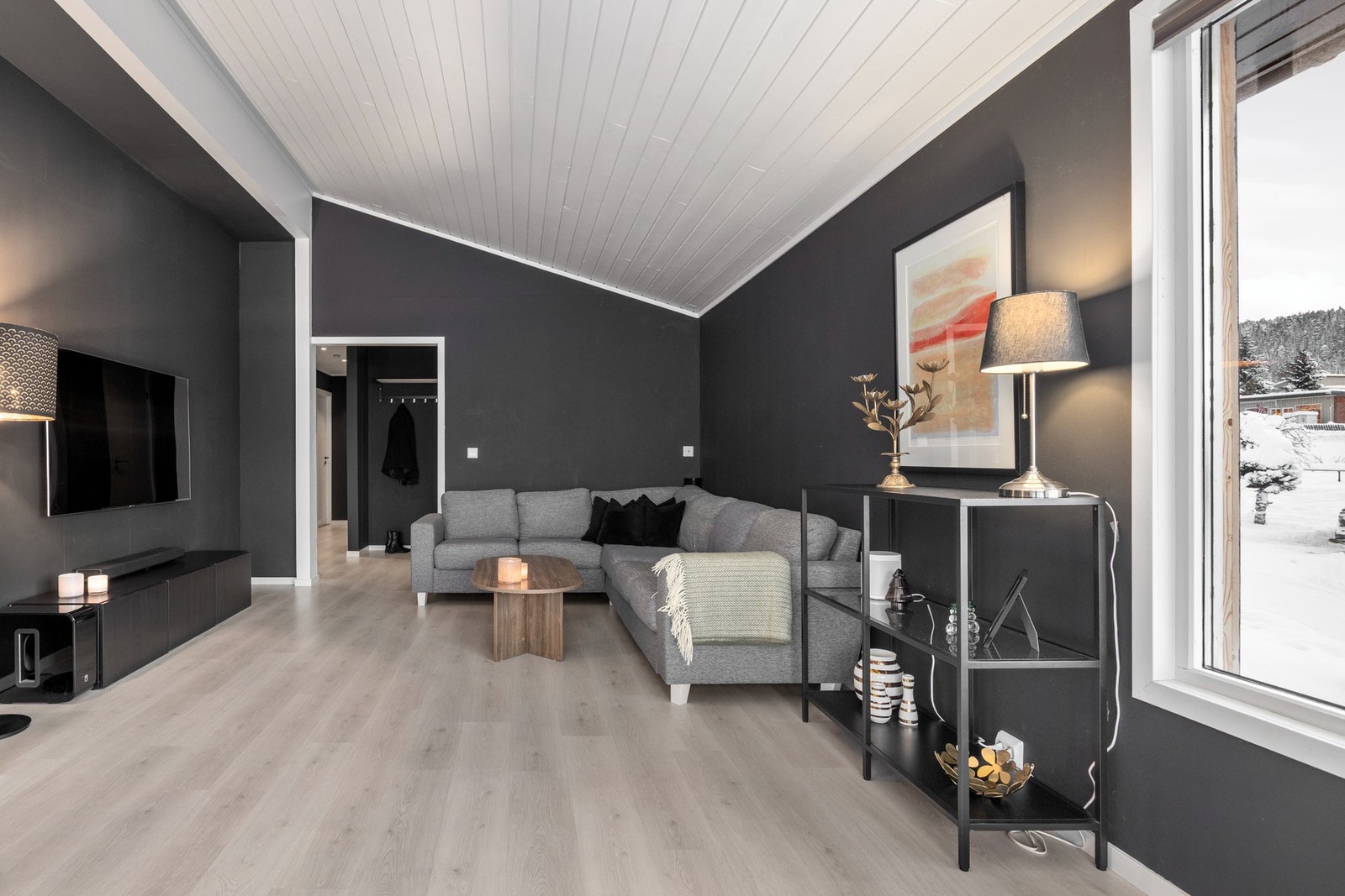 Det er god plass til sofa Galleribilde