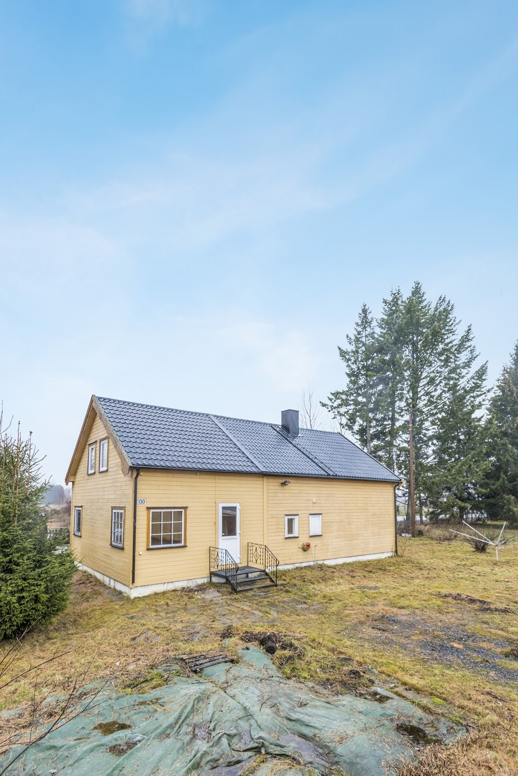 Eiendommen har et betydelig potensial og behov for oppgradering og modernisering. Galleribilde