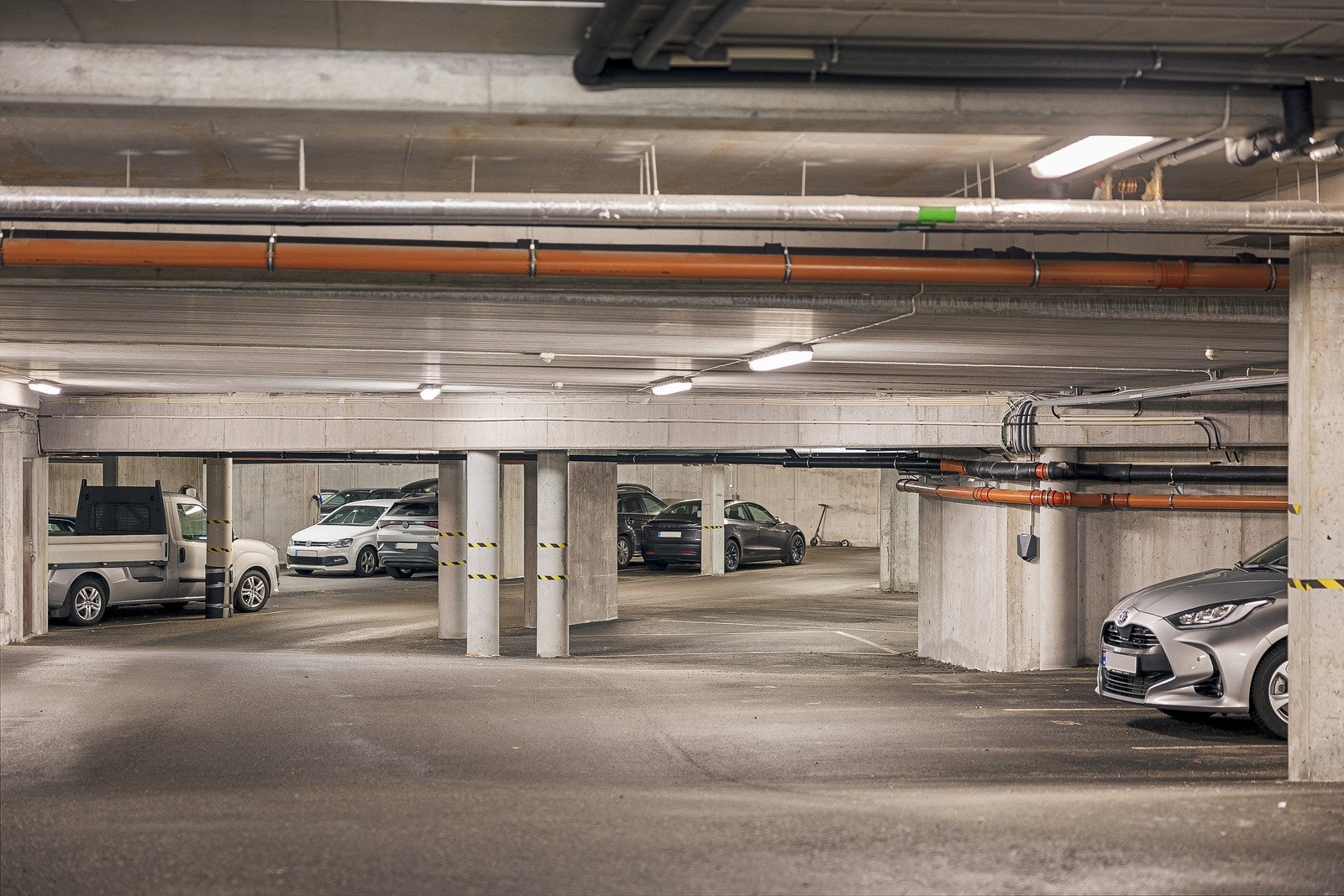 I tillegg har man en parkeringsplass med mulighet for EL-billader. Galleribilde