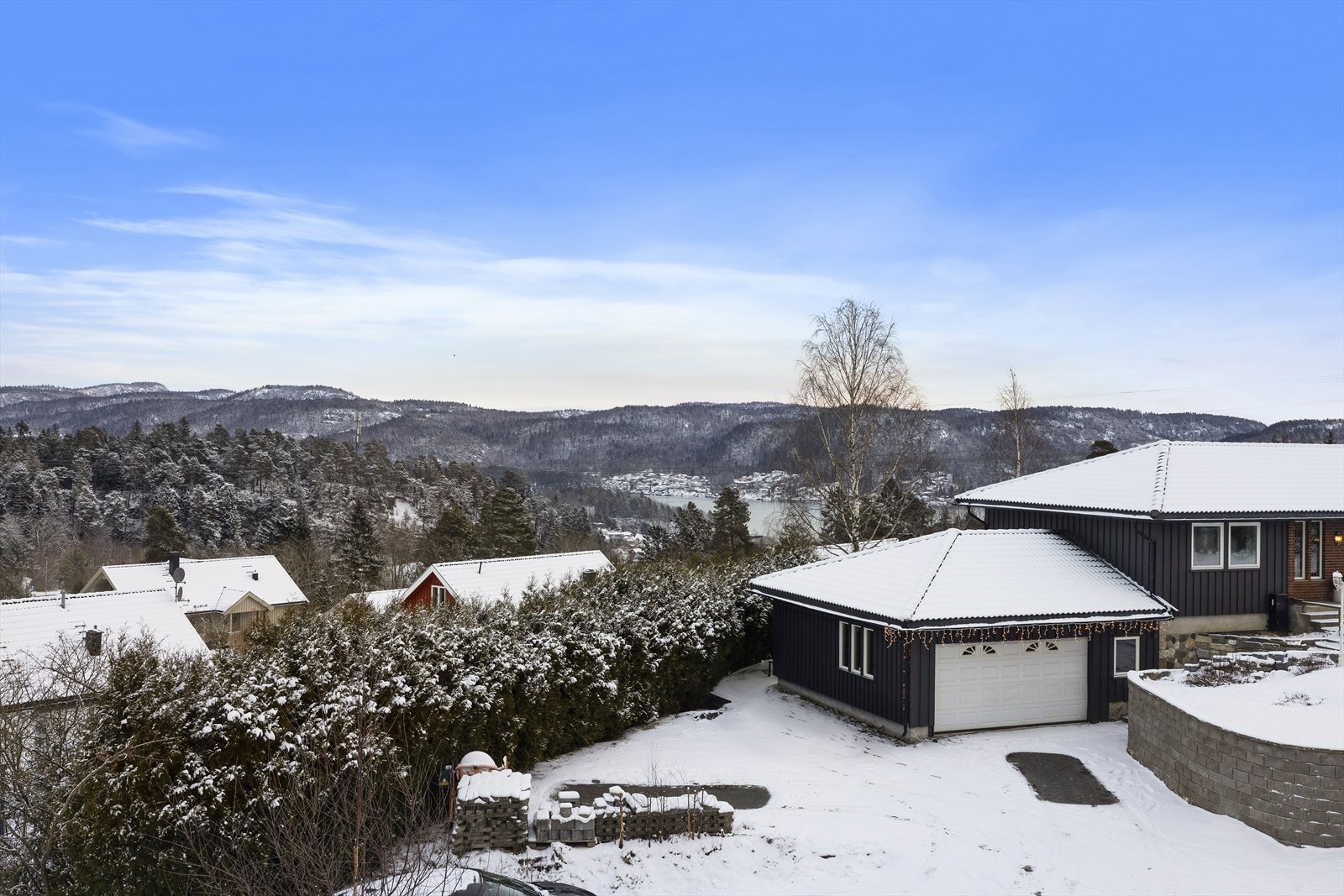 Utsikt mot Eidangerfjorden Galleribilde