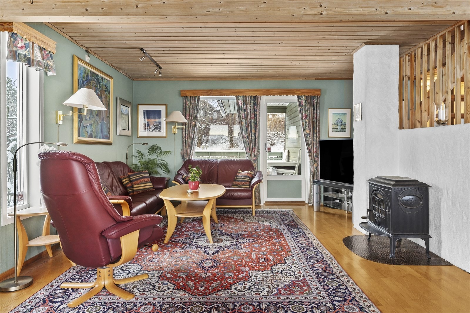 TV-stuedel Galleribilde