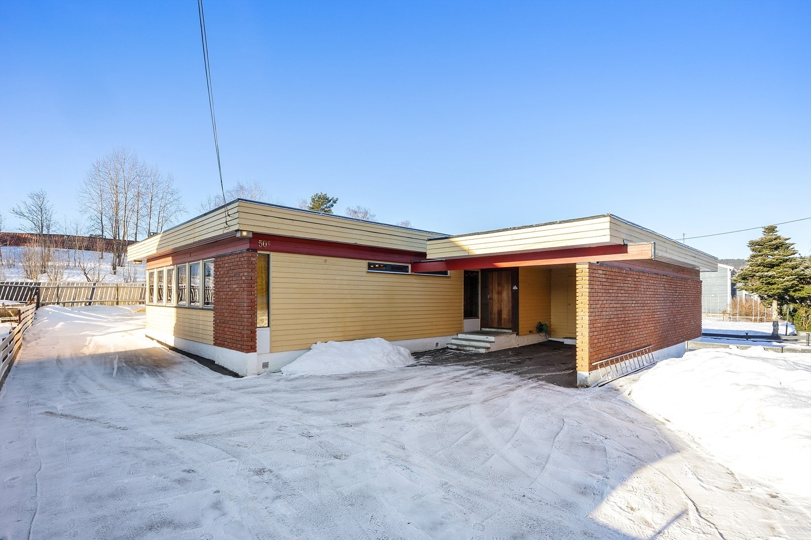 En sjelden mulighet til å skape sitt eget hjem i et funkispreget atriumhus. Galleribilde
