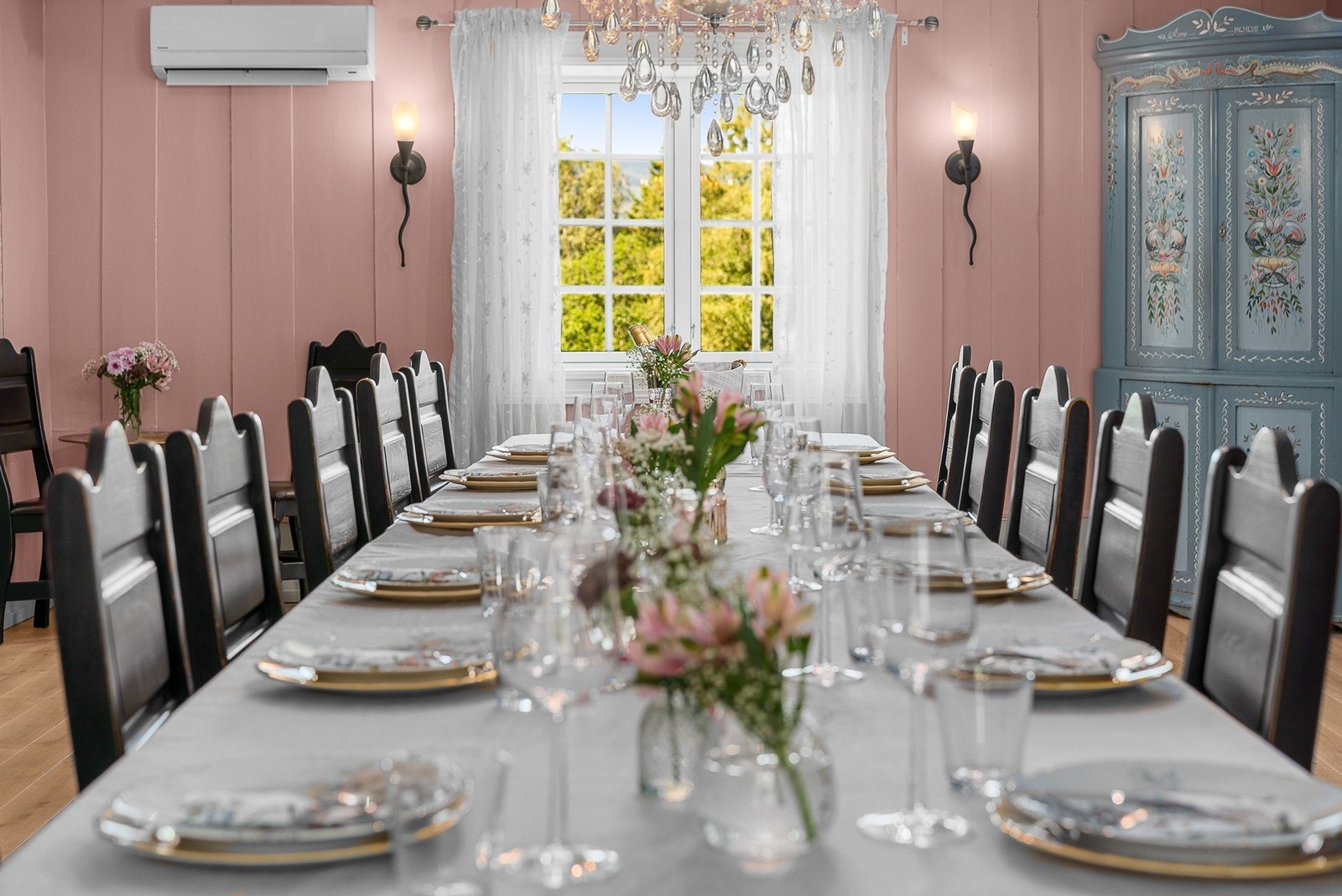 Nydelig rom holdt i historisk stil Galleribilde