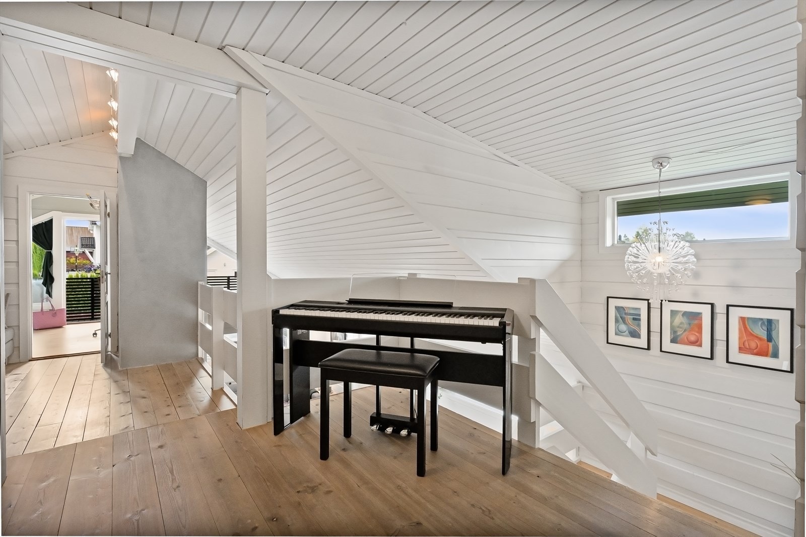 Velkommen opp i boligens 2. etasje Galleribilde