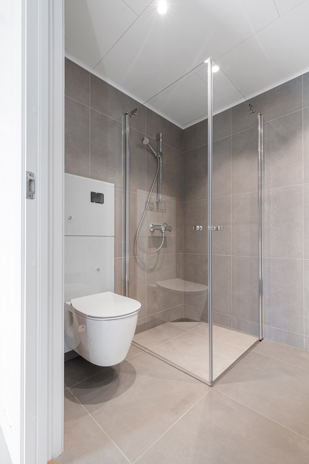 Moderne og fint bad Galleribilde