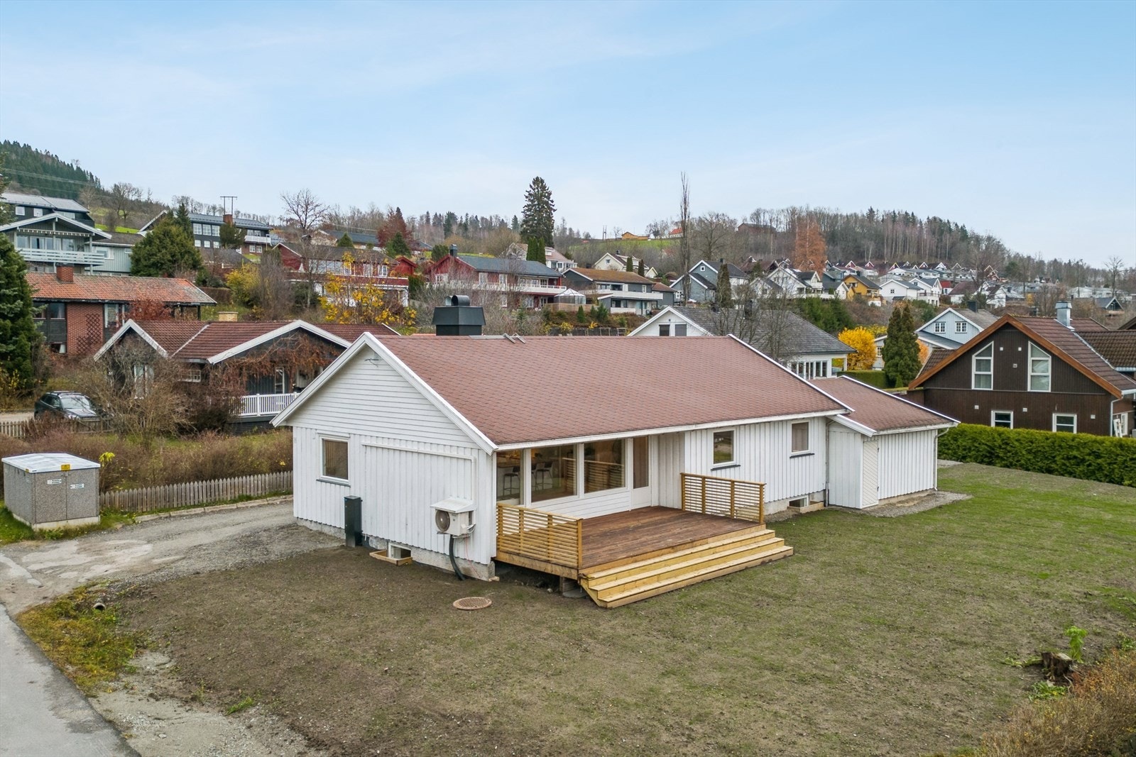 Eneboligen er pent oppusset i løpet av det siste året og fremstår innflyttingsklar. Galleribilde