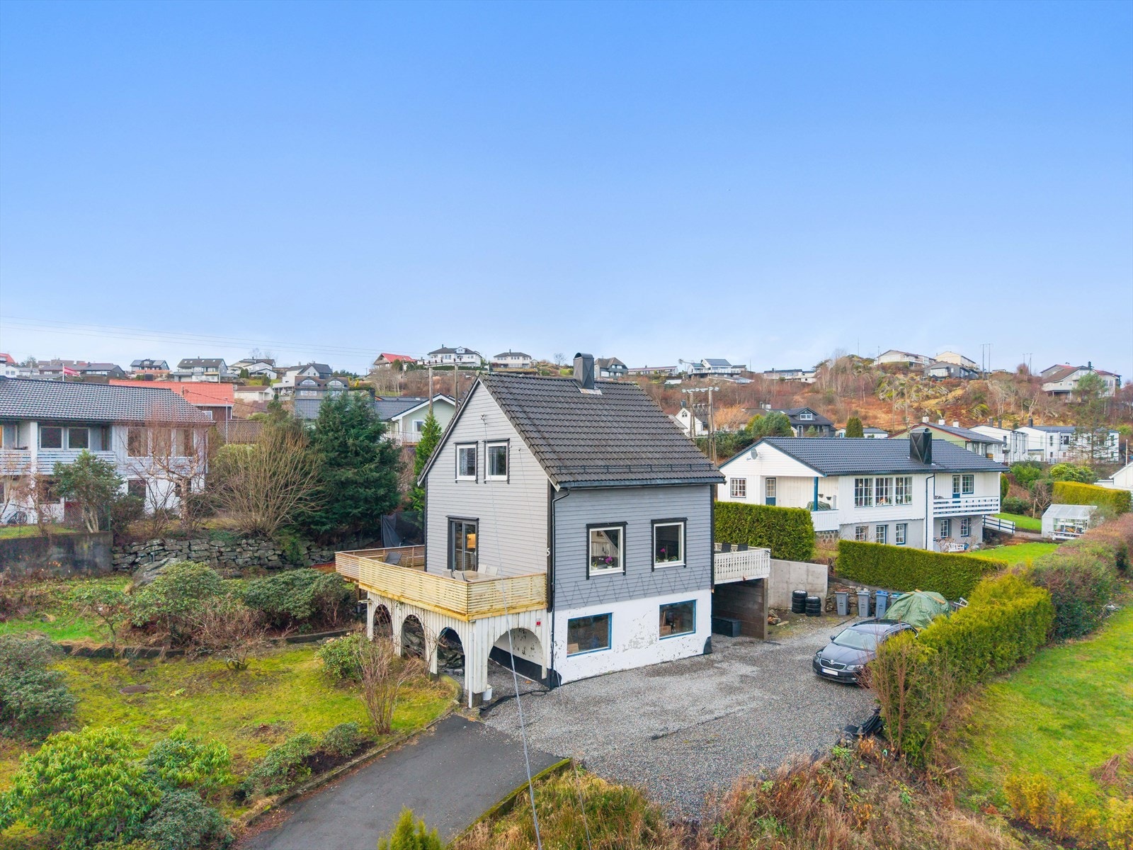 Bakkegjerdet 5 på presentert av Dag Erik Fotland, EiendomsMegler 1 Askøy. Galleribilde