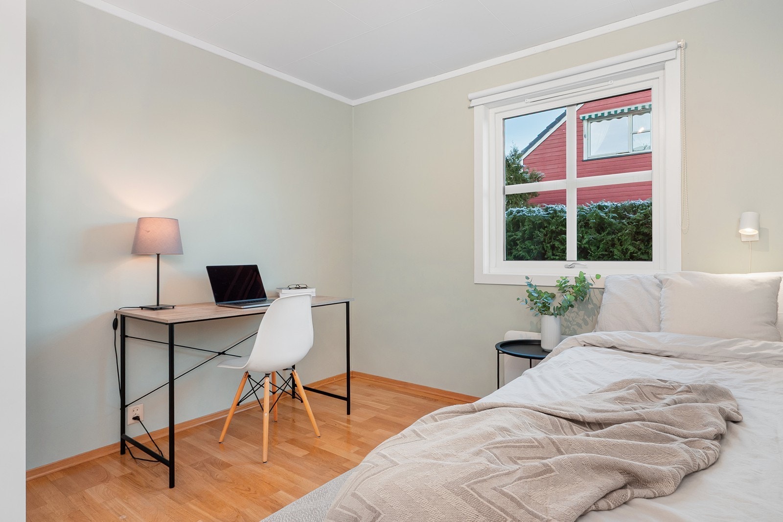 Her har du mulighet til hjemmekontor, eller lekser for barna. Galleribilde