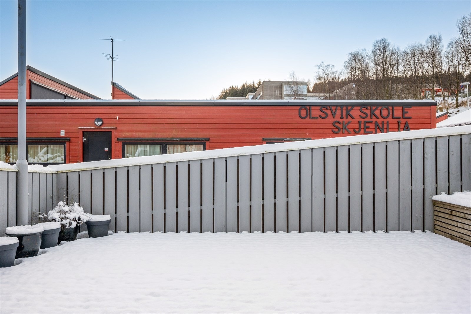 Terrassen er på hele 42 m²! Galleribilde