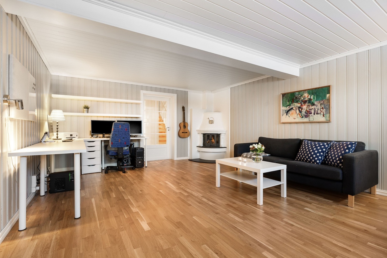 Romslig og pen kjellerstue.
Rommet er ikke omsøkt til kjellerstue i Larvik kommune. Galleribilde