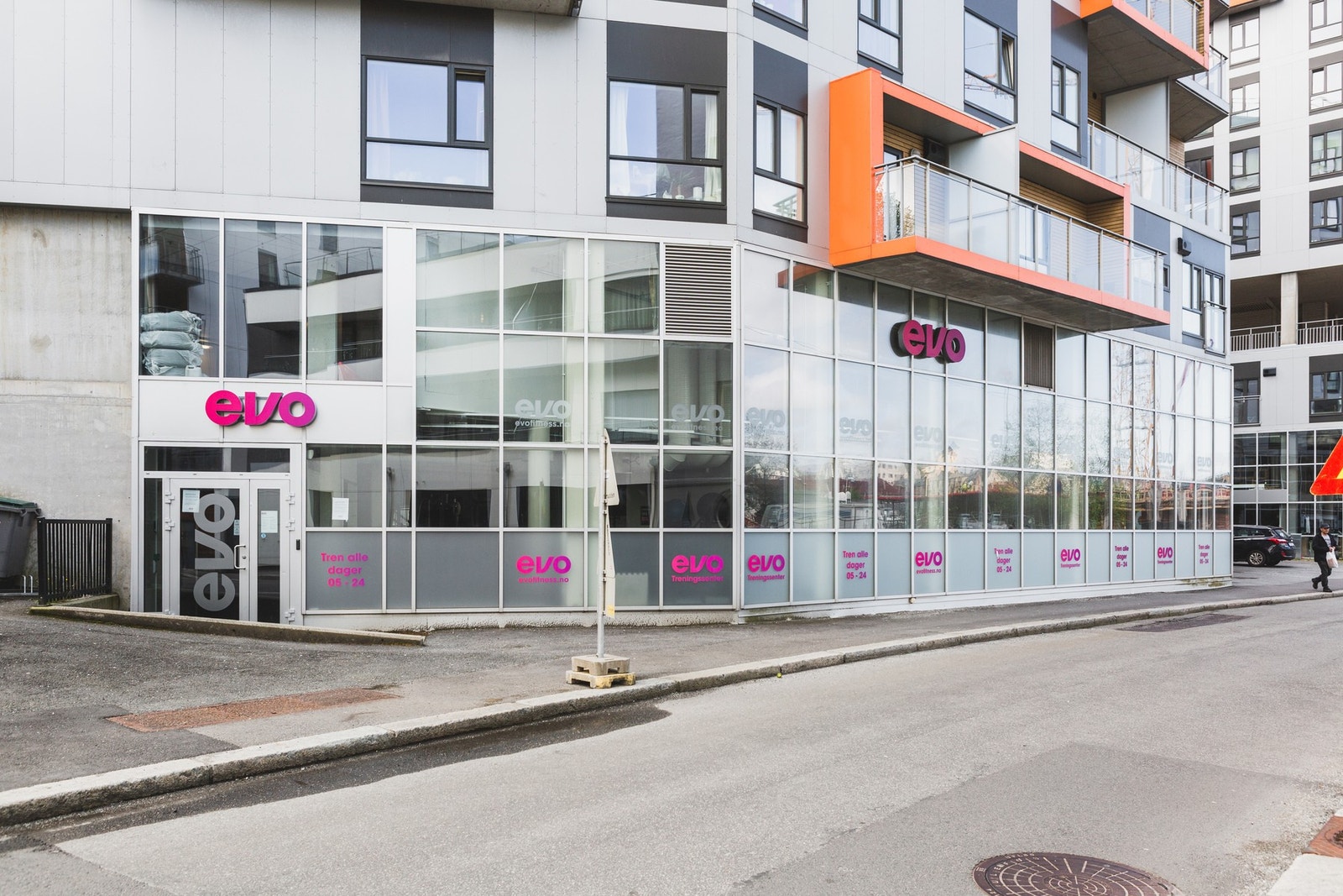 Det er enkelt å skvise inn en treningsøkt med Evo treningssenter 2 min unna leiligheten. Galleribilde