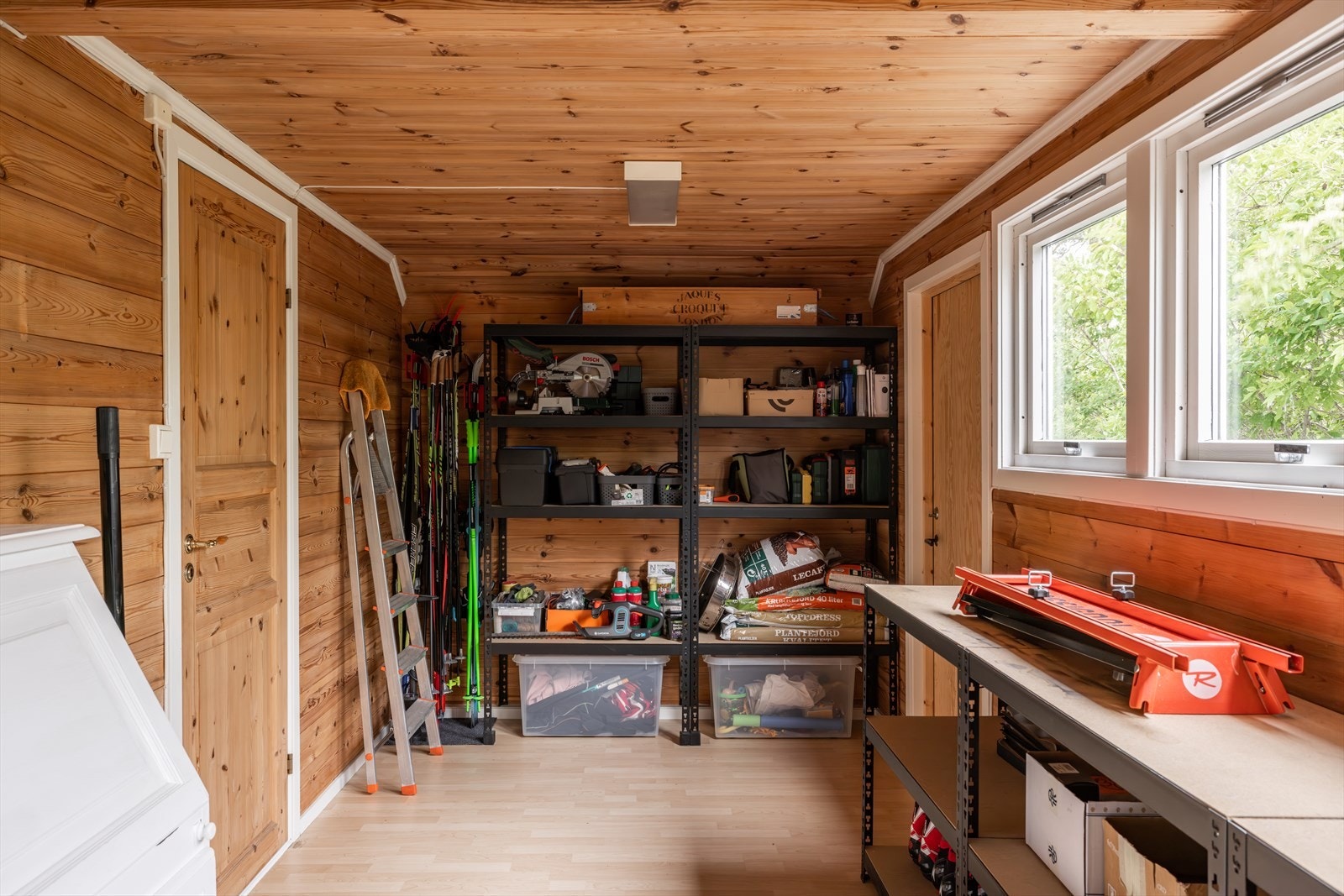 God plass til diverse lagring. Galleribilde