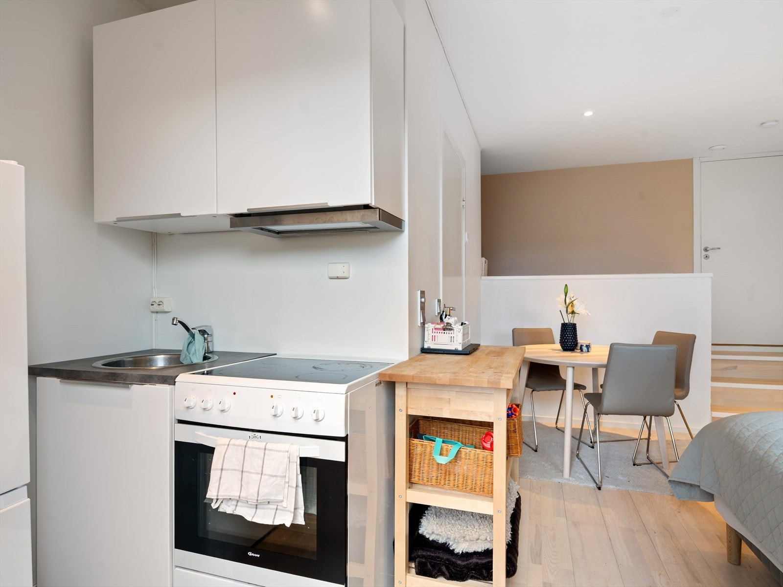 Kjøkkenløsning i hybel. Galleribilde