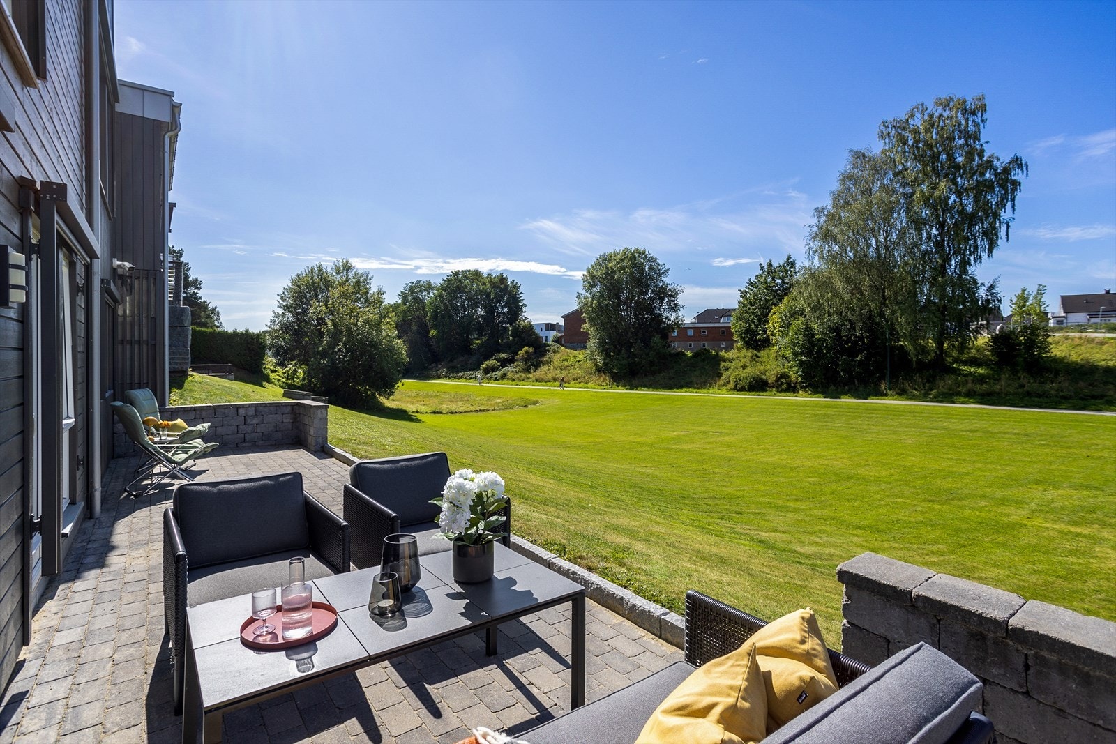 Her bor man i pakt med vakre friområder Galleribilde